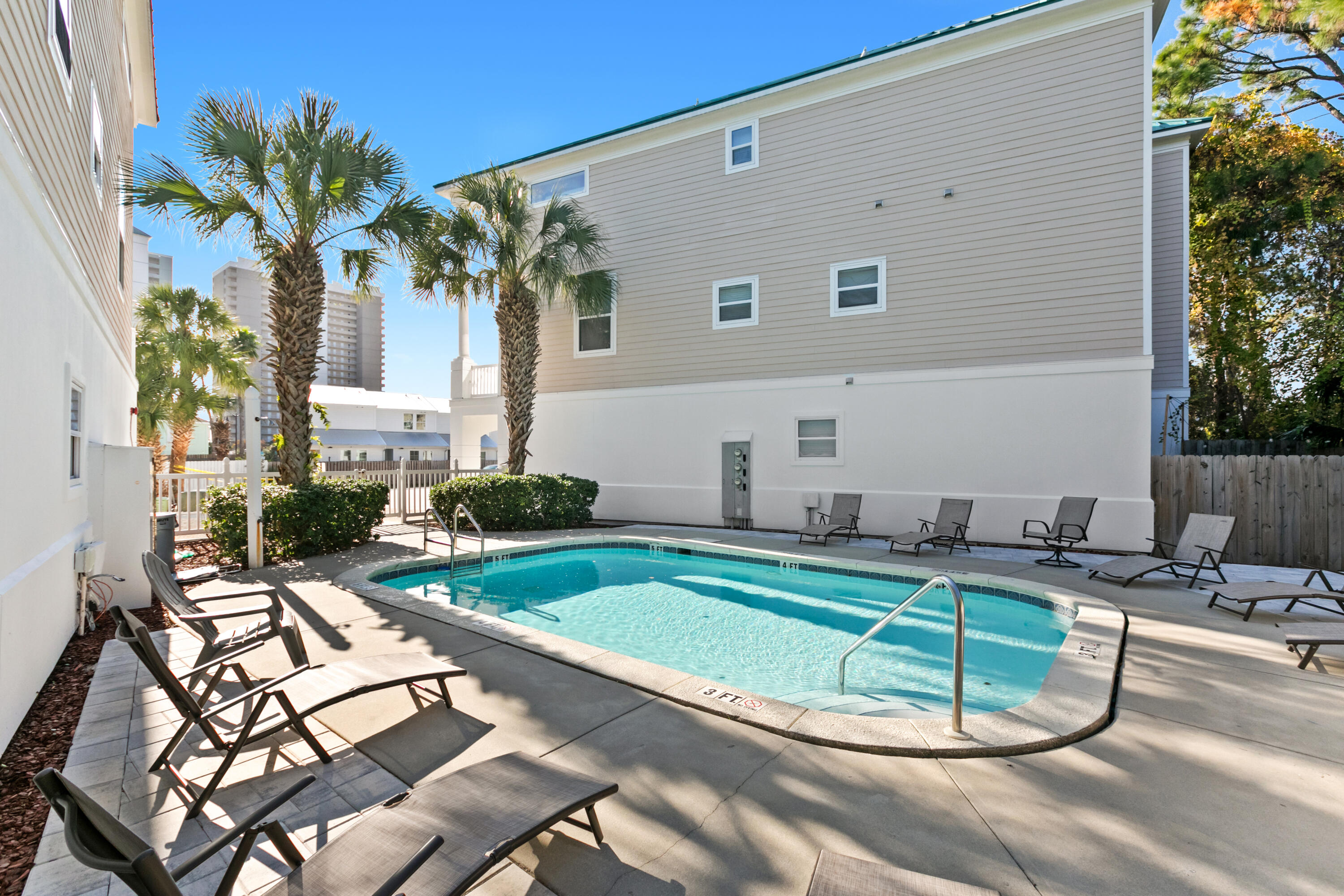 512 Dement Circle Circle APT C