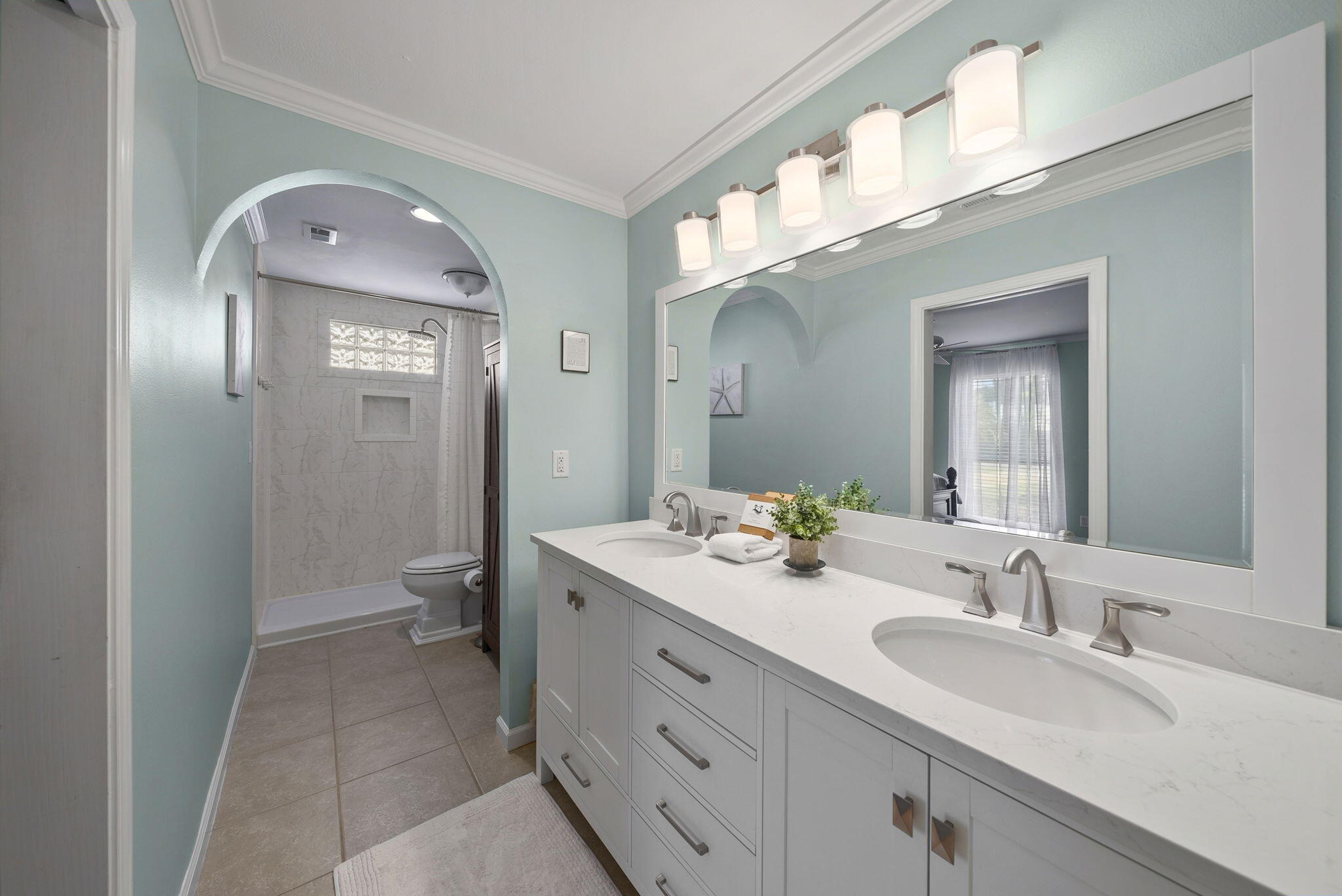 10 Fairway Drive