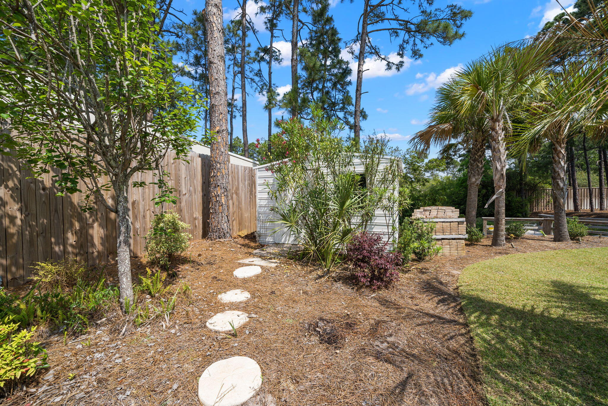 10 Fairway Drive