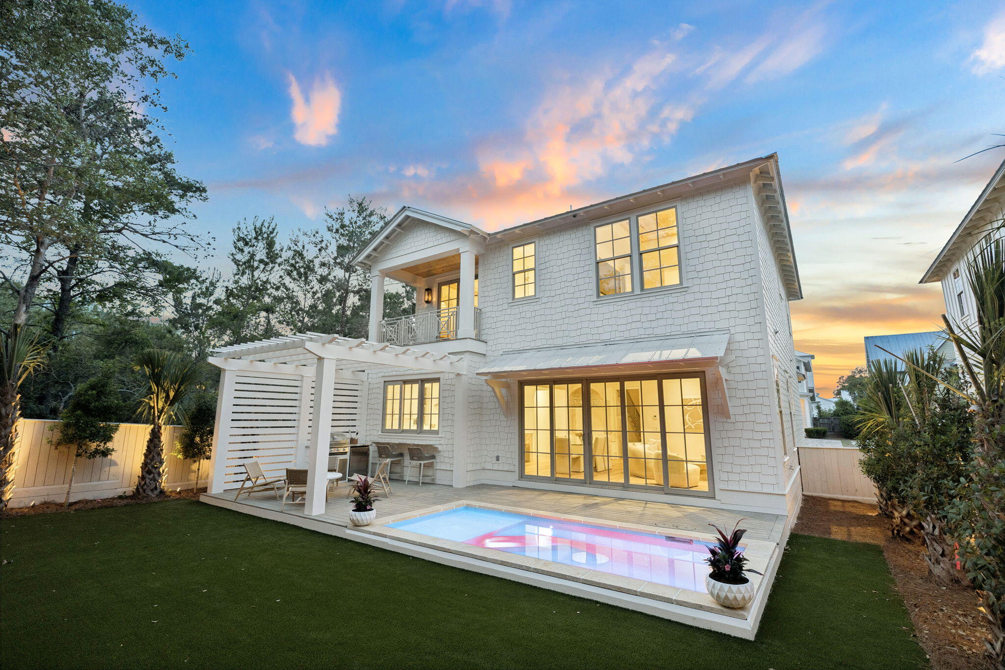 8 E Willow Mist Road