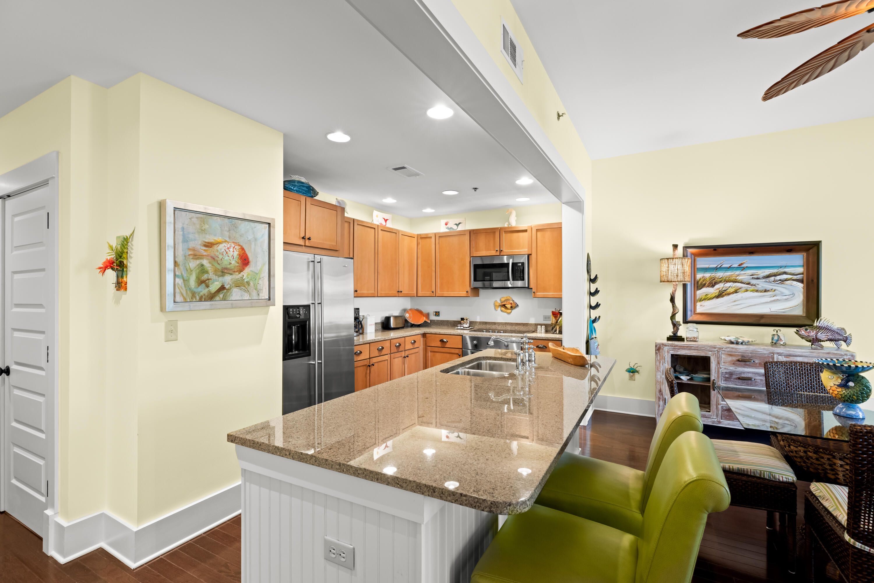 2046 W County Highway 30A # M2314