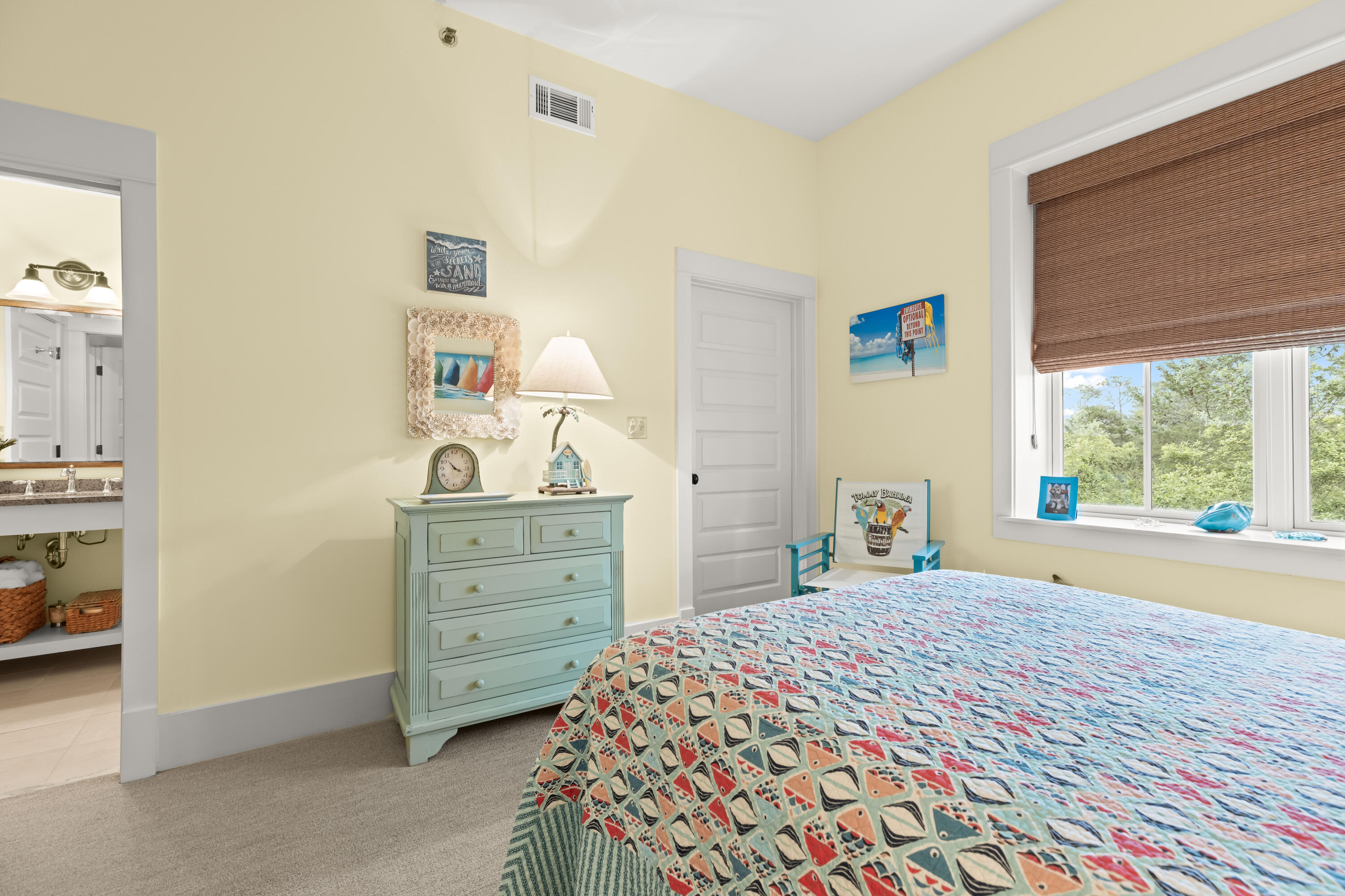 2046 W County Highway 30A # M2314