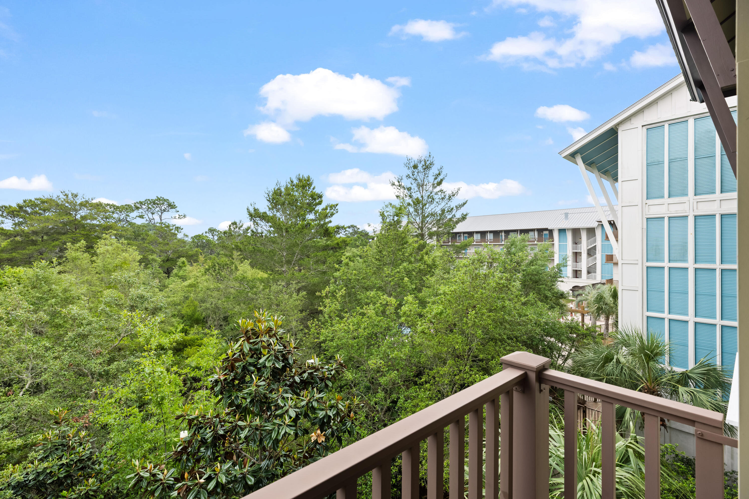 2046 W County Highway 30A # M2314