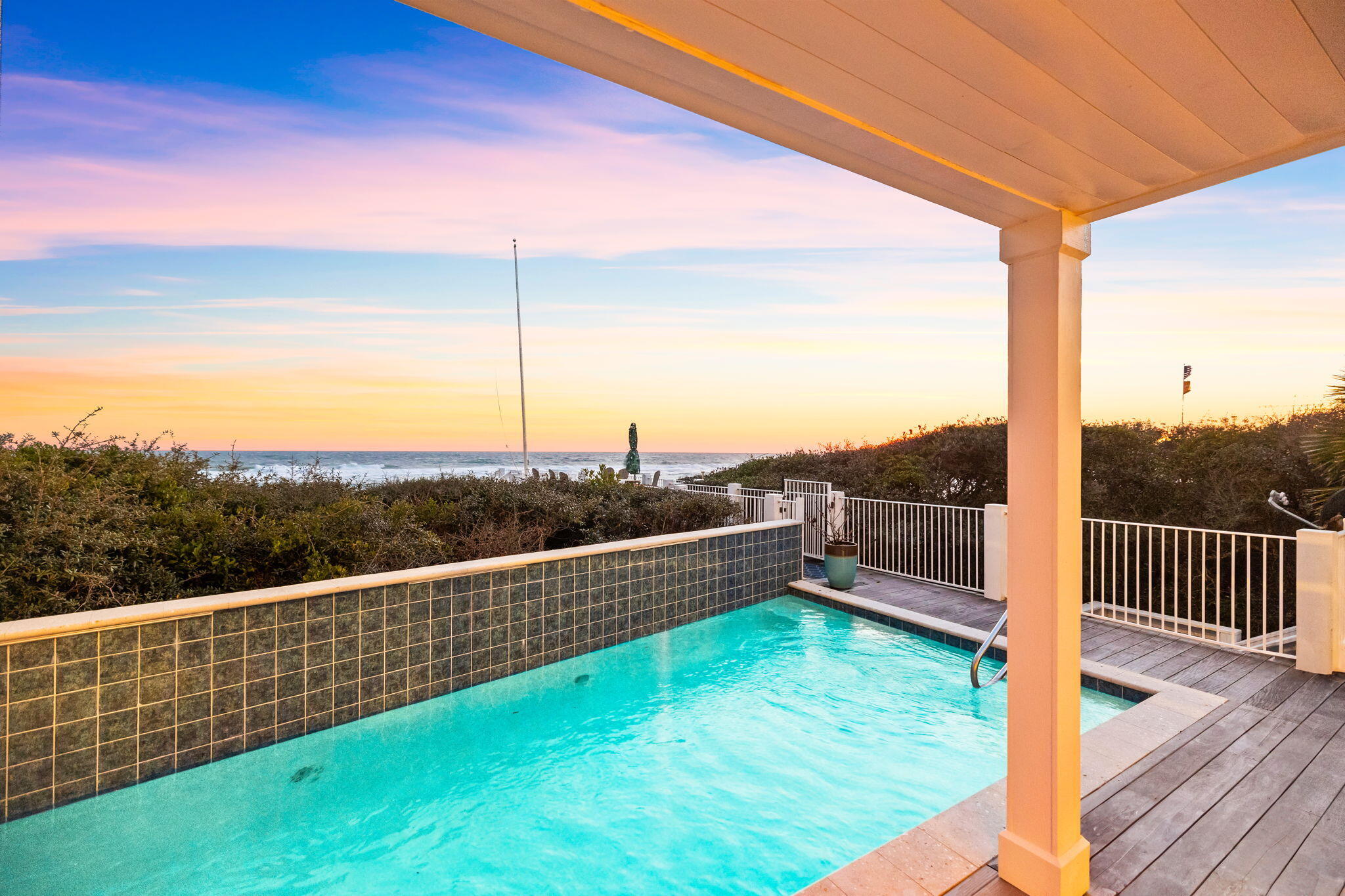 211 Pelican Circle