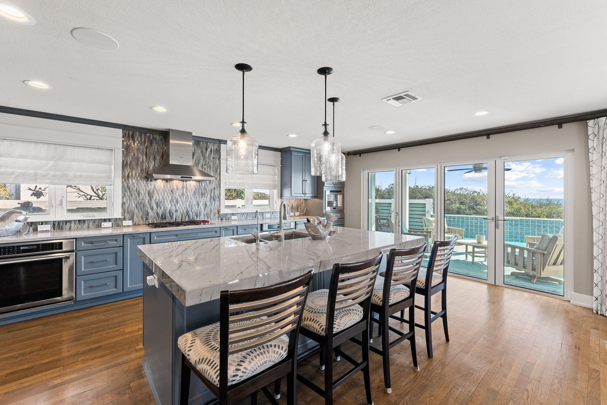 211 Pelican Circle