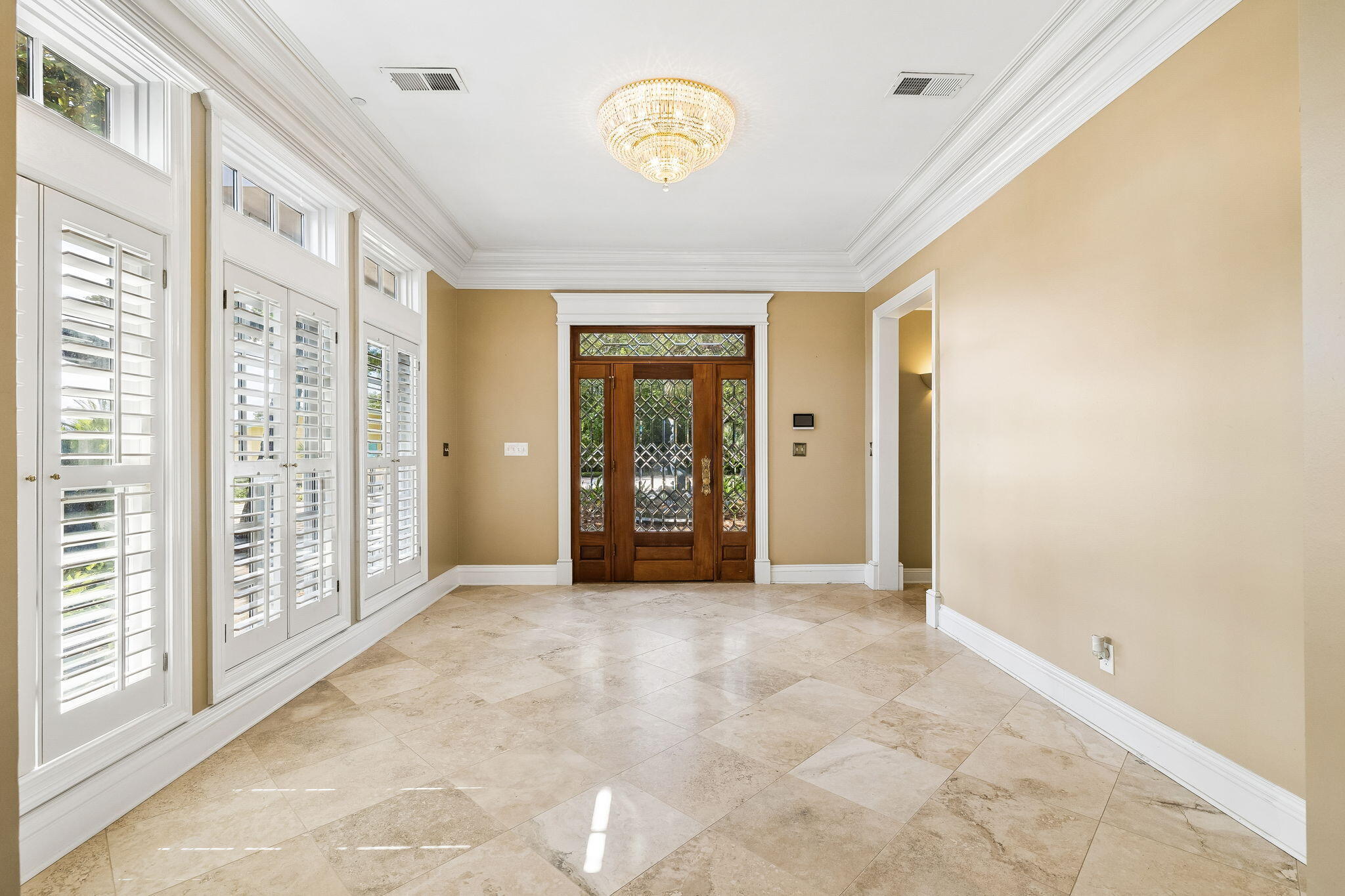 11 Paradise Point Road