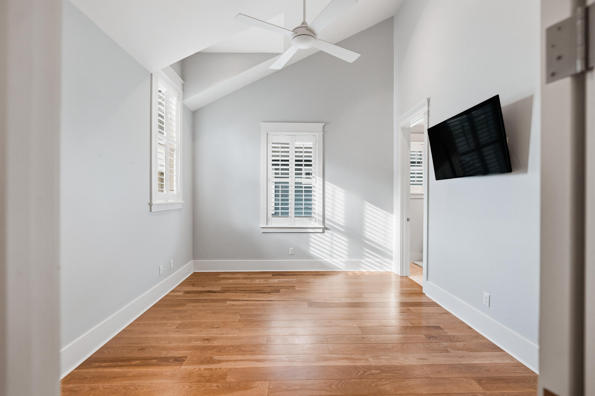 55 Half Hitch Lane