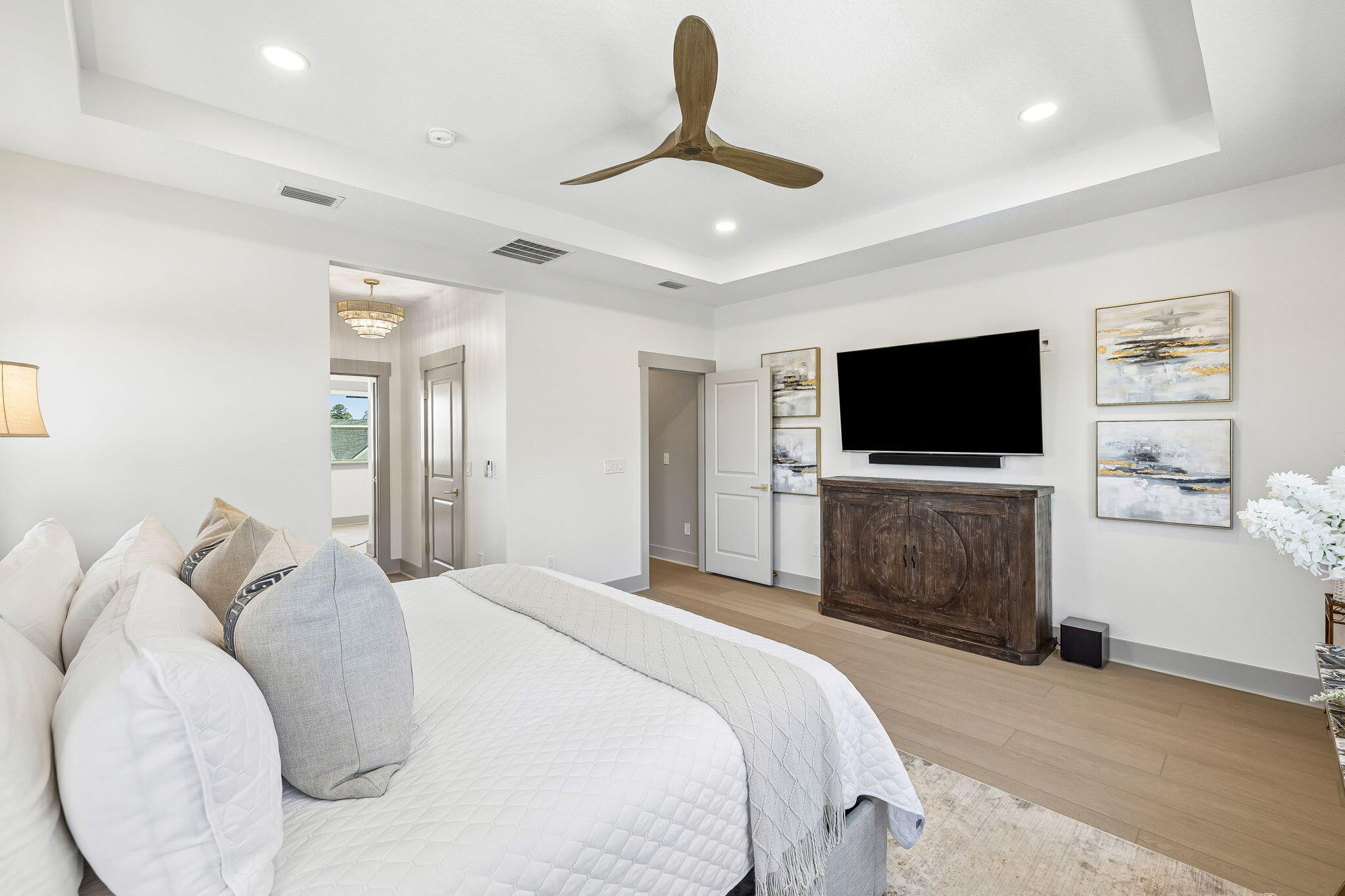 300 Breakwater Boulevard