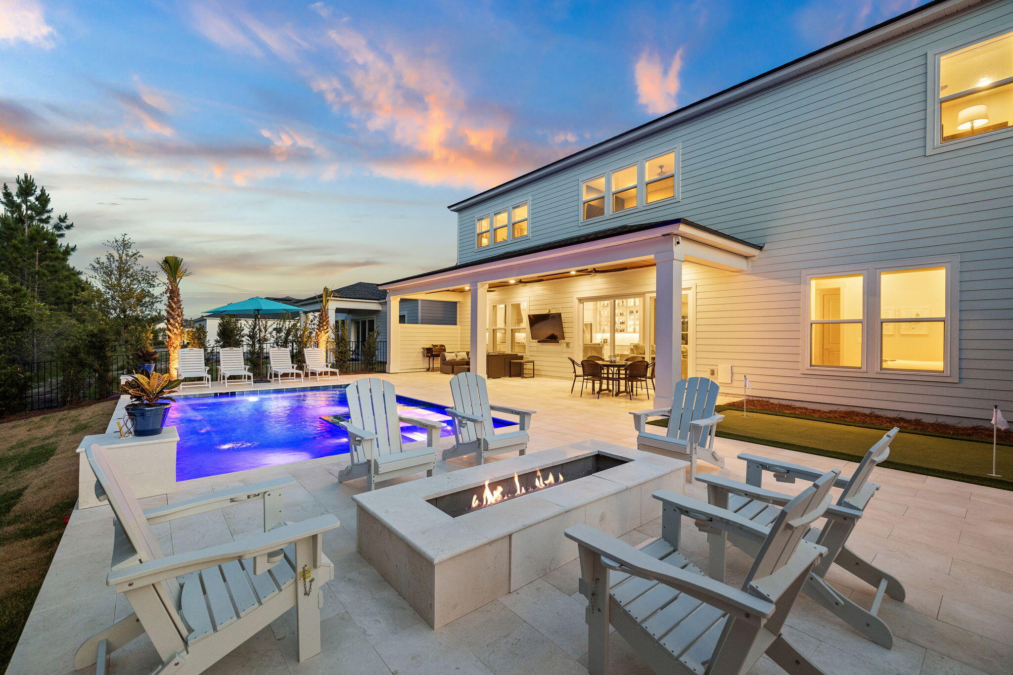 300 Breakwater Boulevard