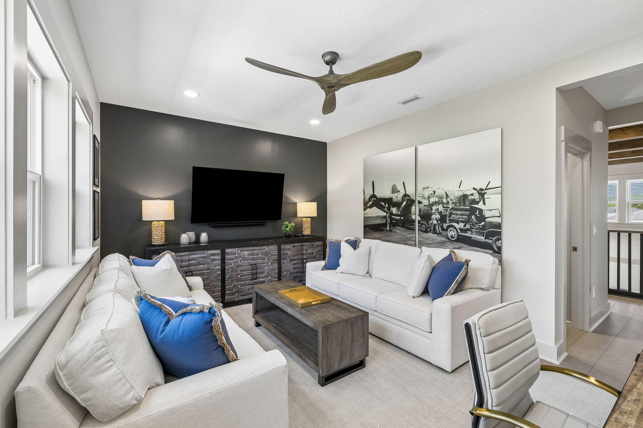 300 Breakwater Boulevard