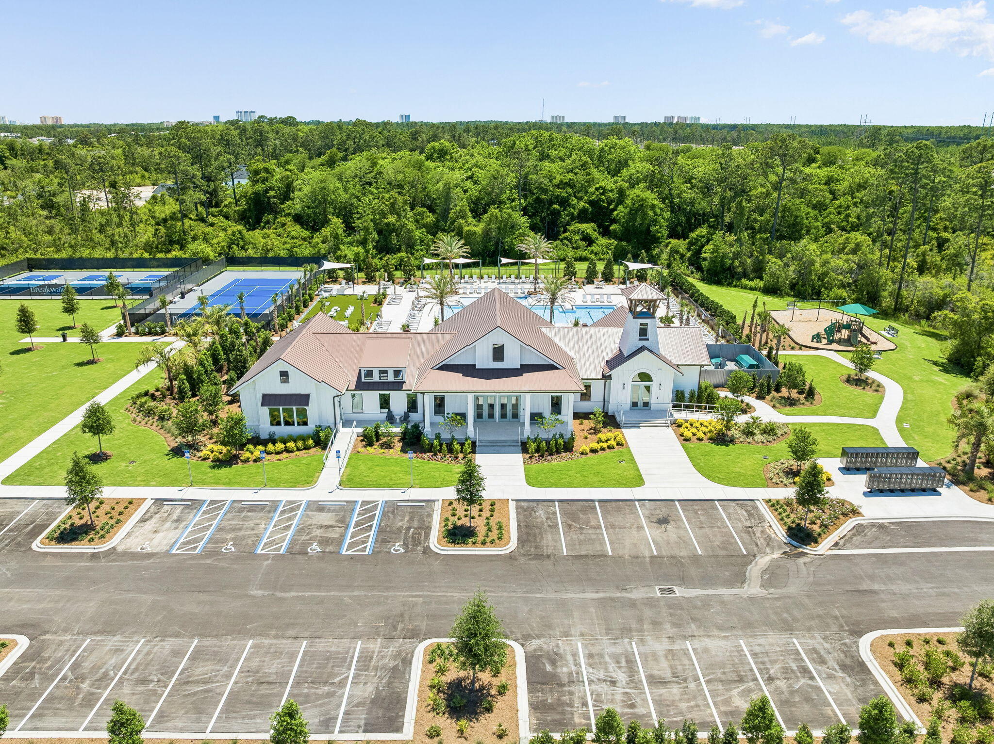 300 Breakwater Boulevard