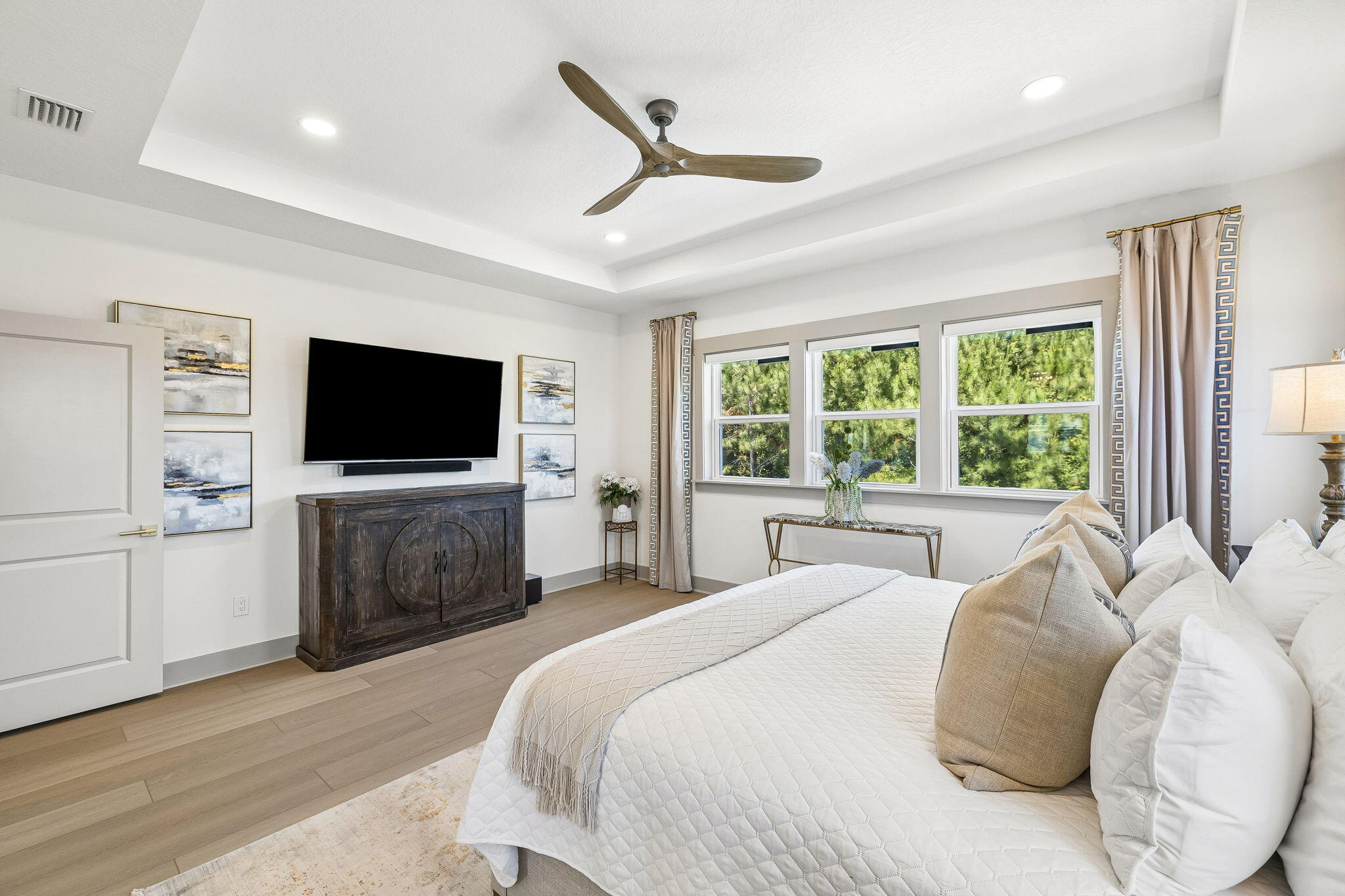 300 Breakwater Boulevard