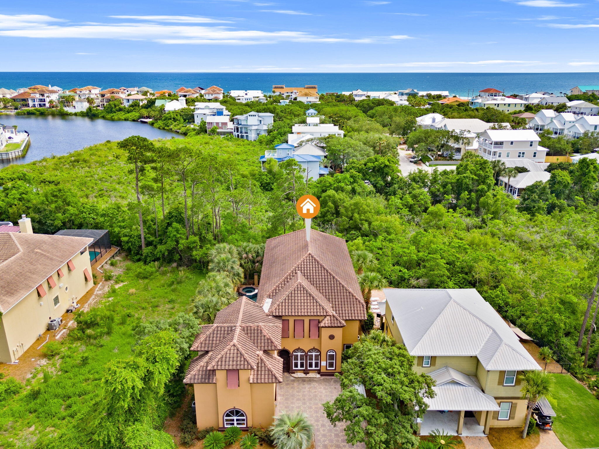 4598 Paradise Isle