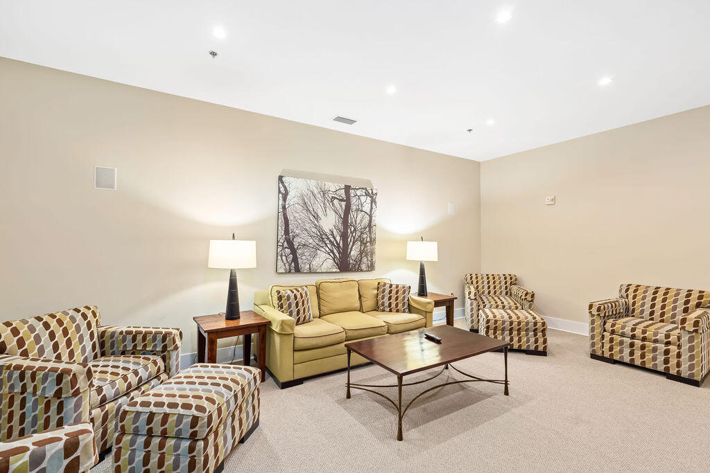 2050 W County Highway 30a M1-211