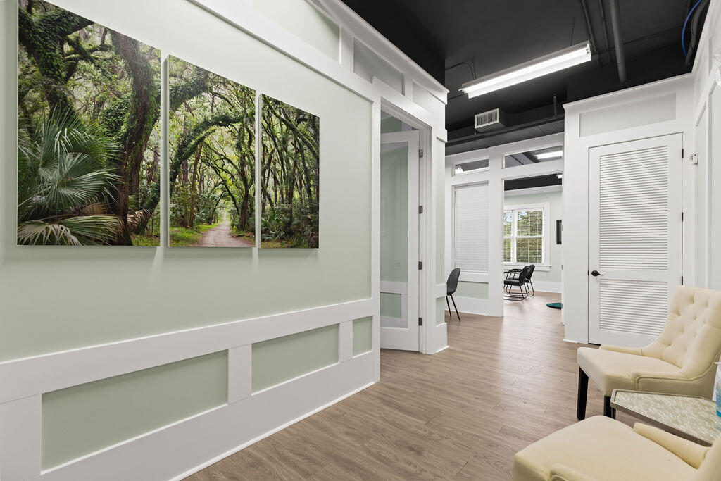 2050 W County Highway 30a M1-211