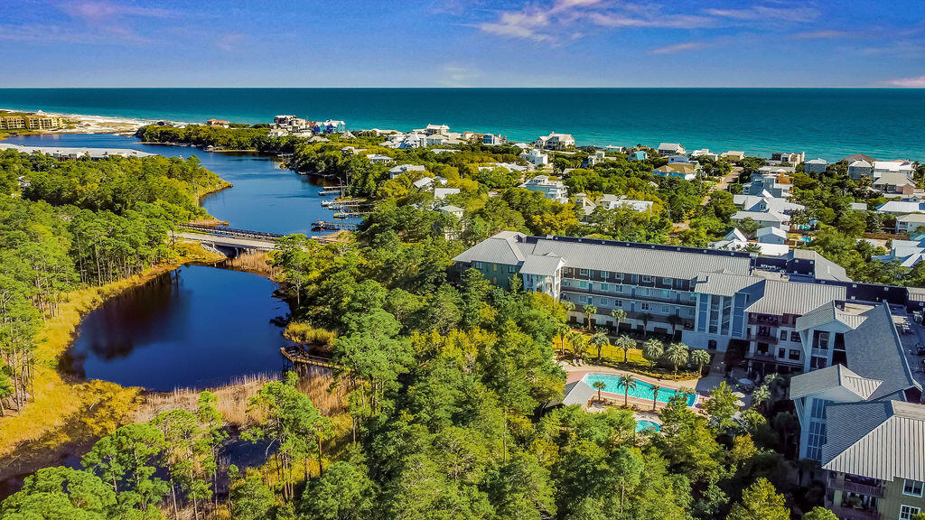 2050 W County Highway 30a M1-211