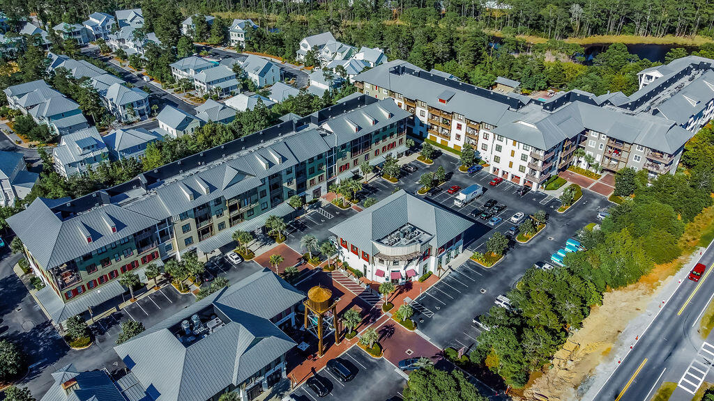 2050 W County Highway 30a M1-211