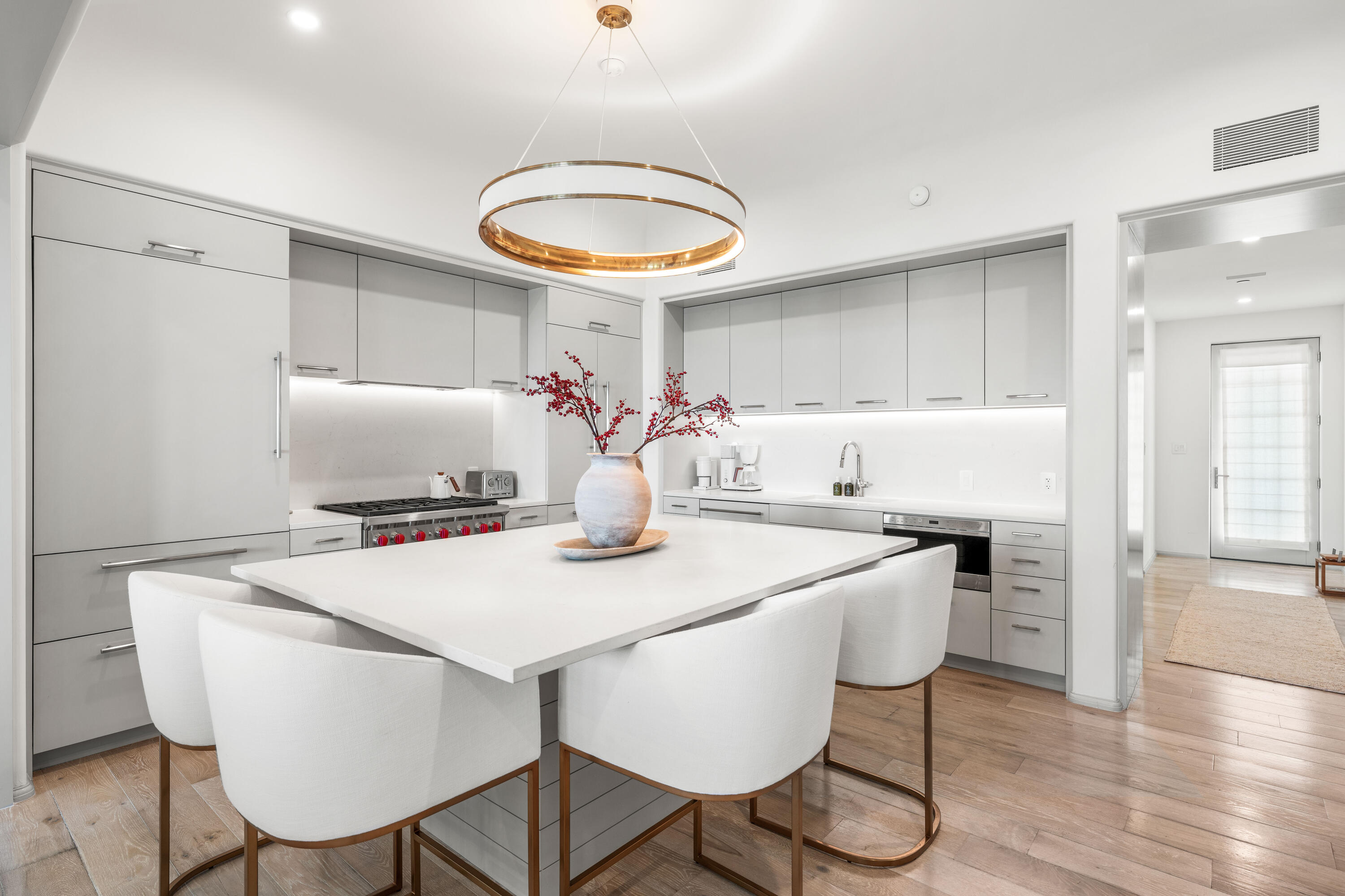 45 W Solaire Way 307