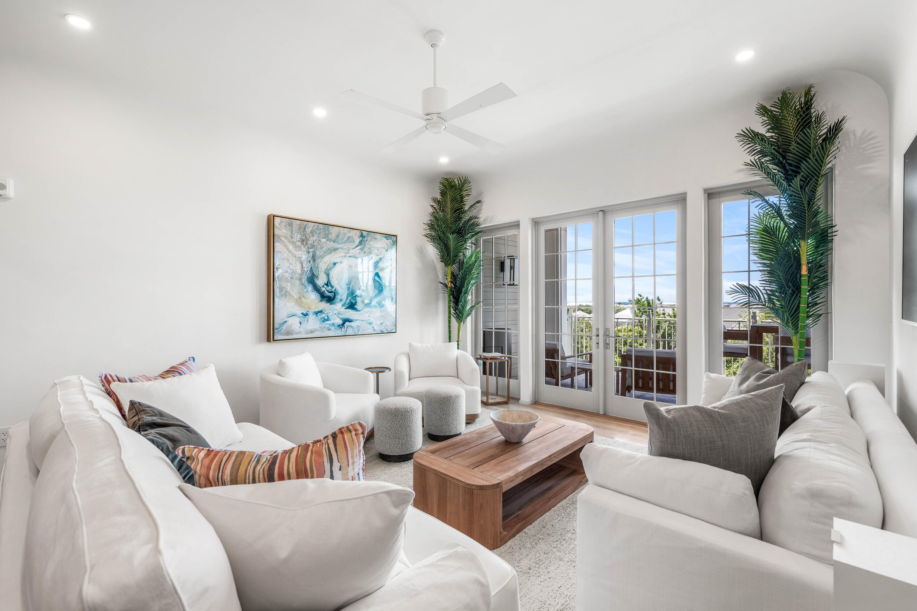 45 W Solaire Way 307