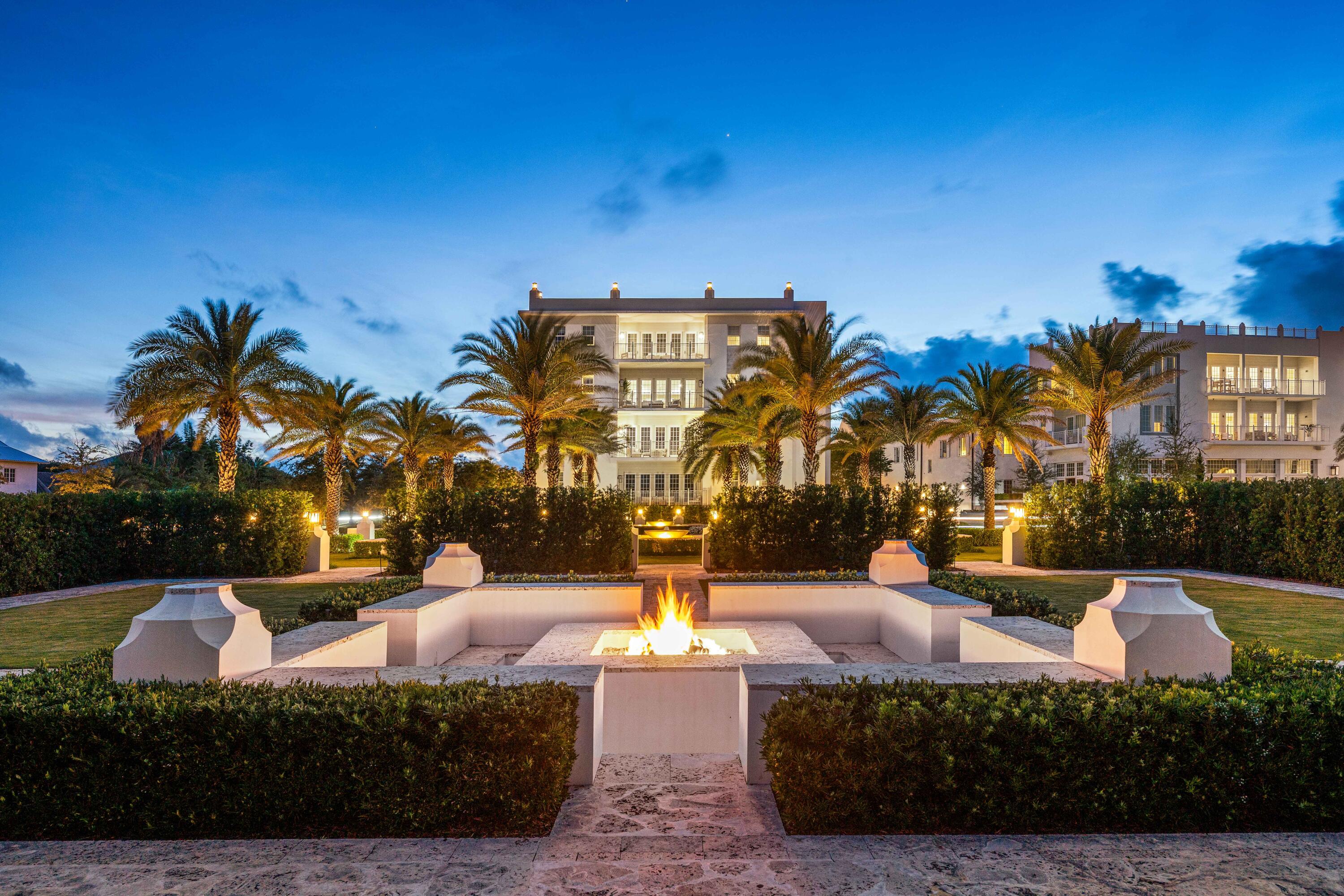 45 W Solaire Way 307