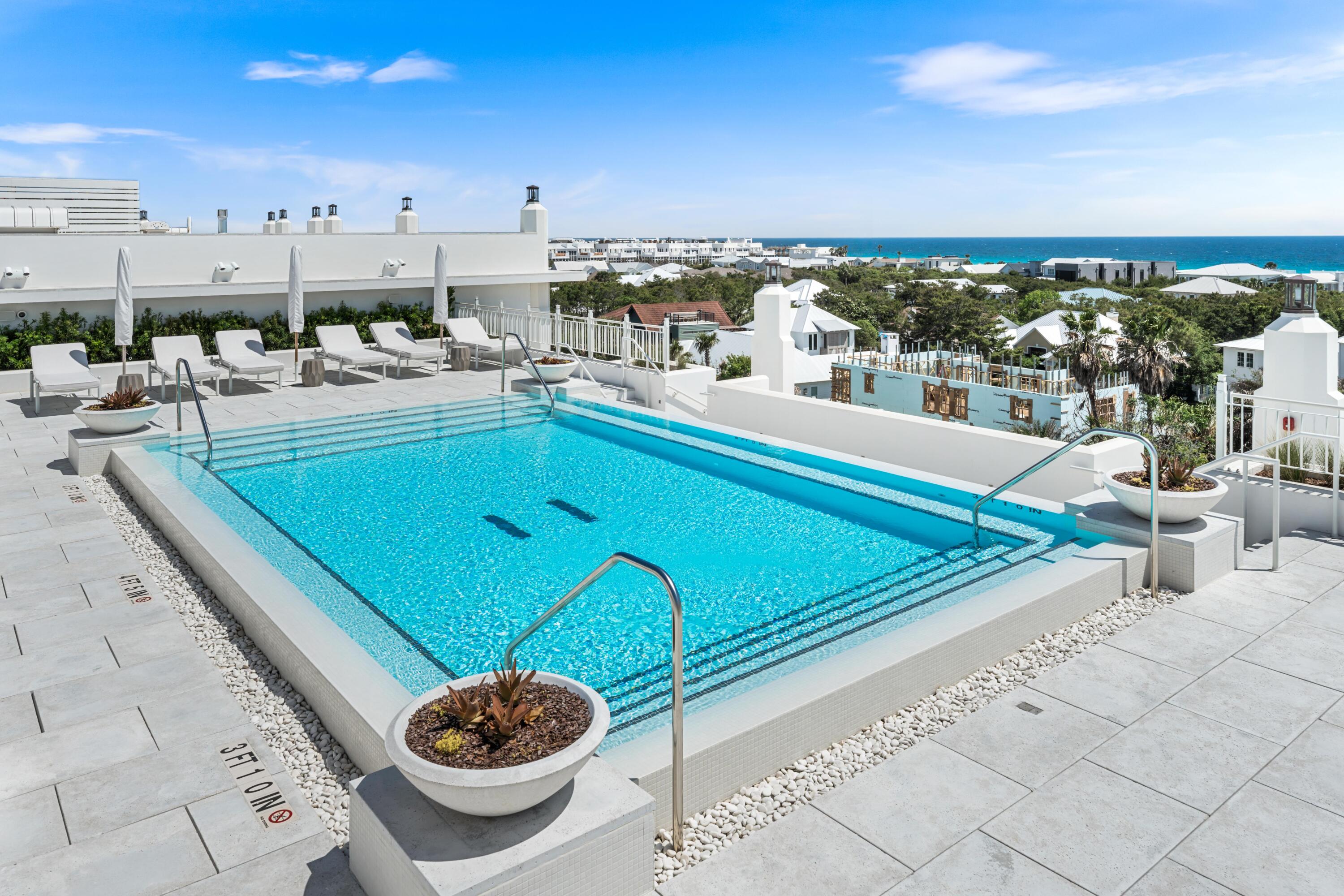 45 W Solaire Way 307