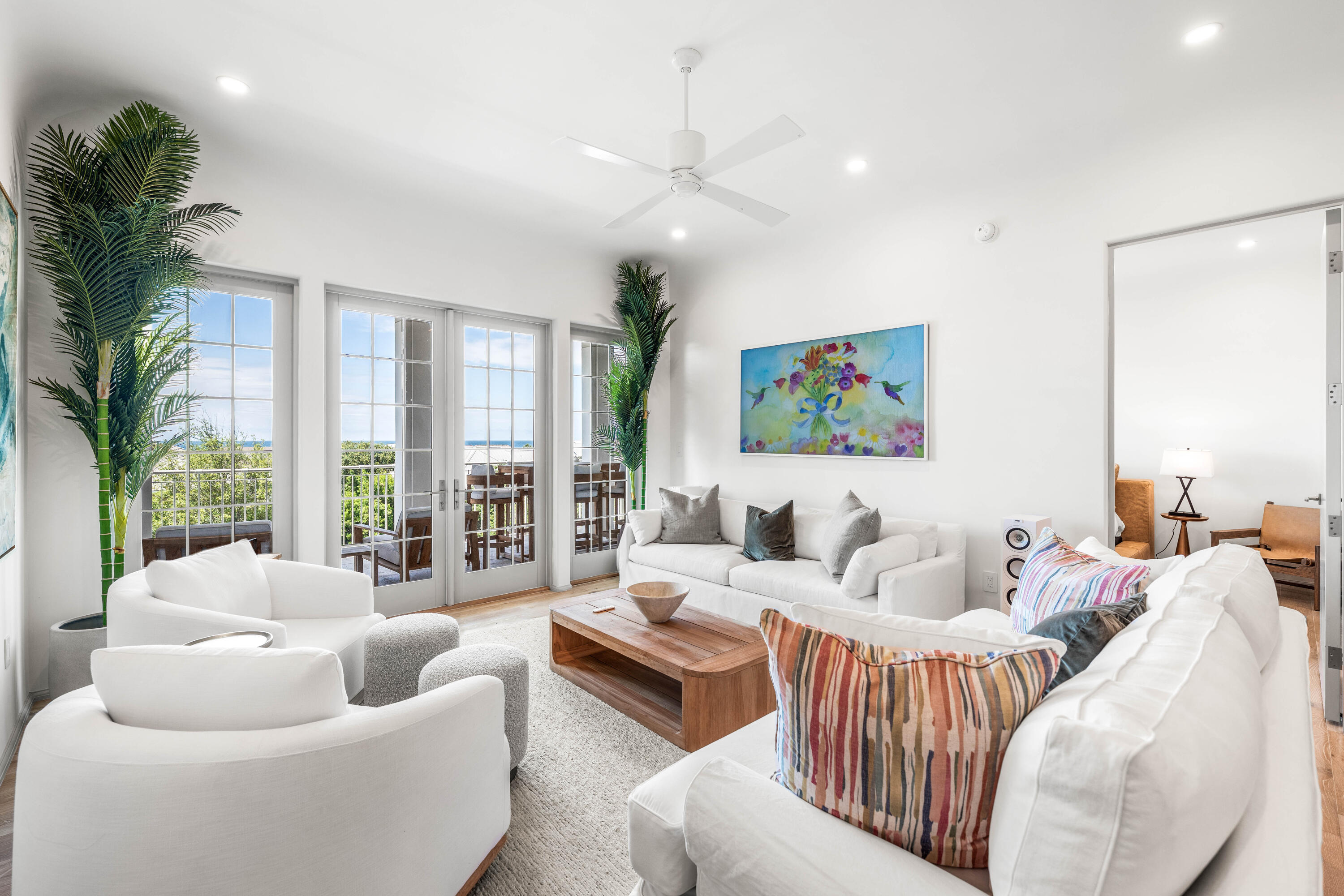 45 W Solaire Way 307