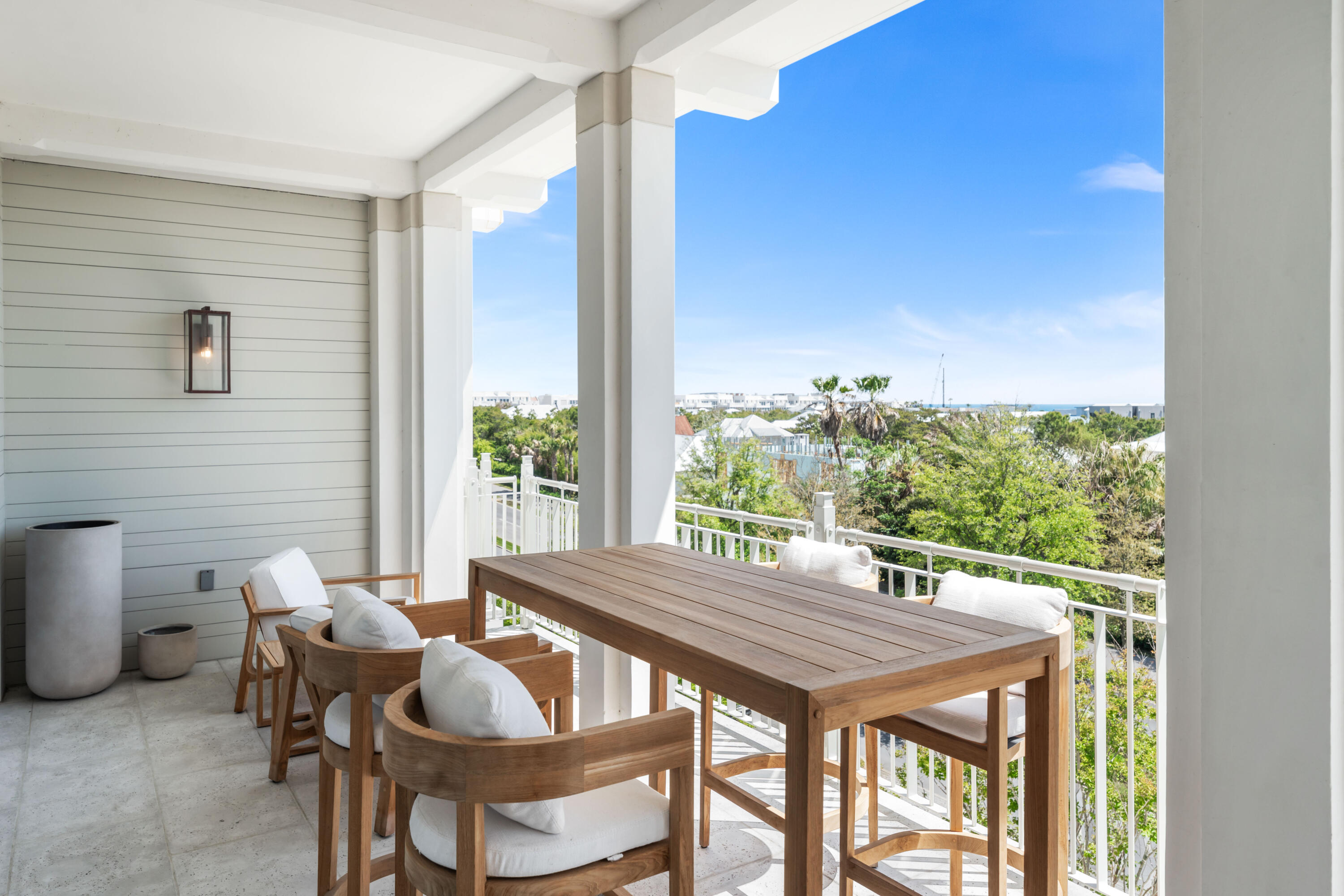45 W Solaire Way 307