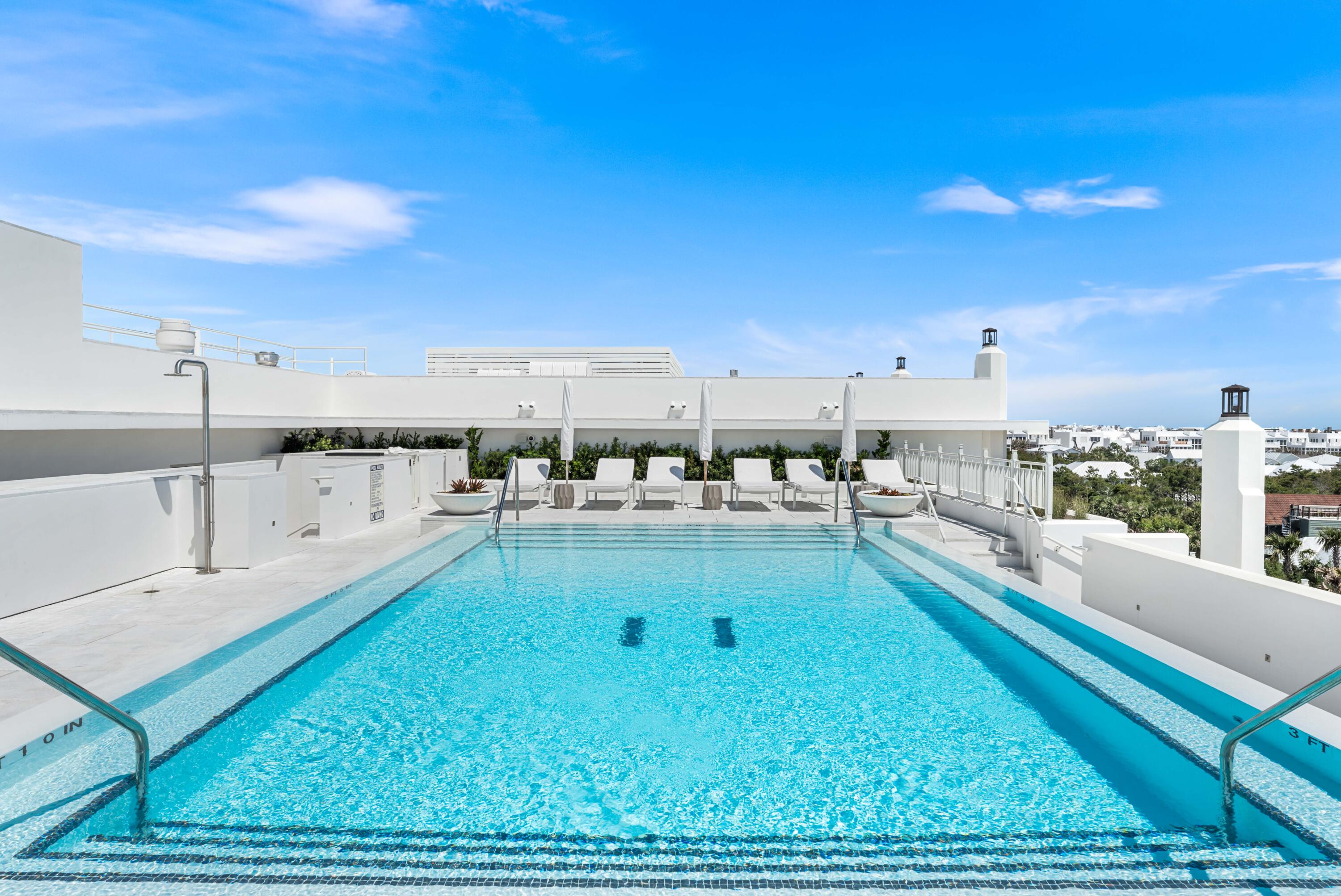 45 W Solaire Way 307