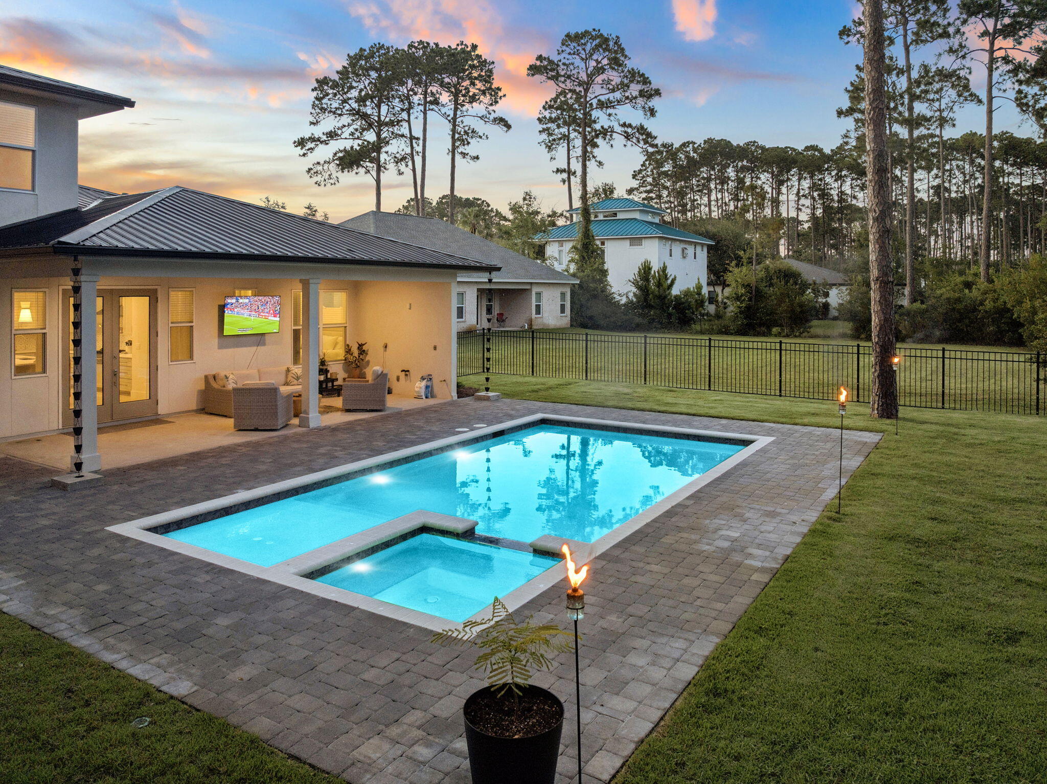 206 Driftwood Point Road