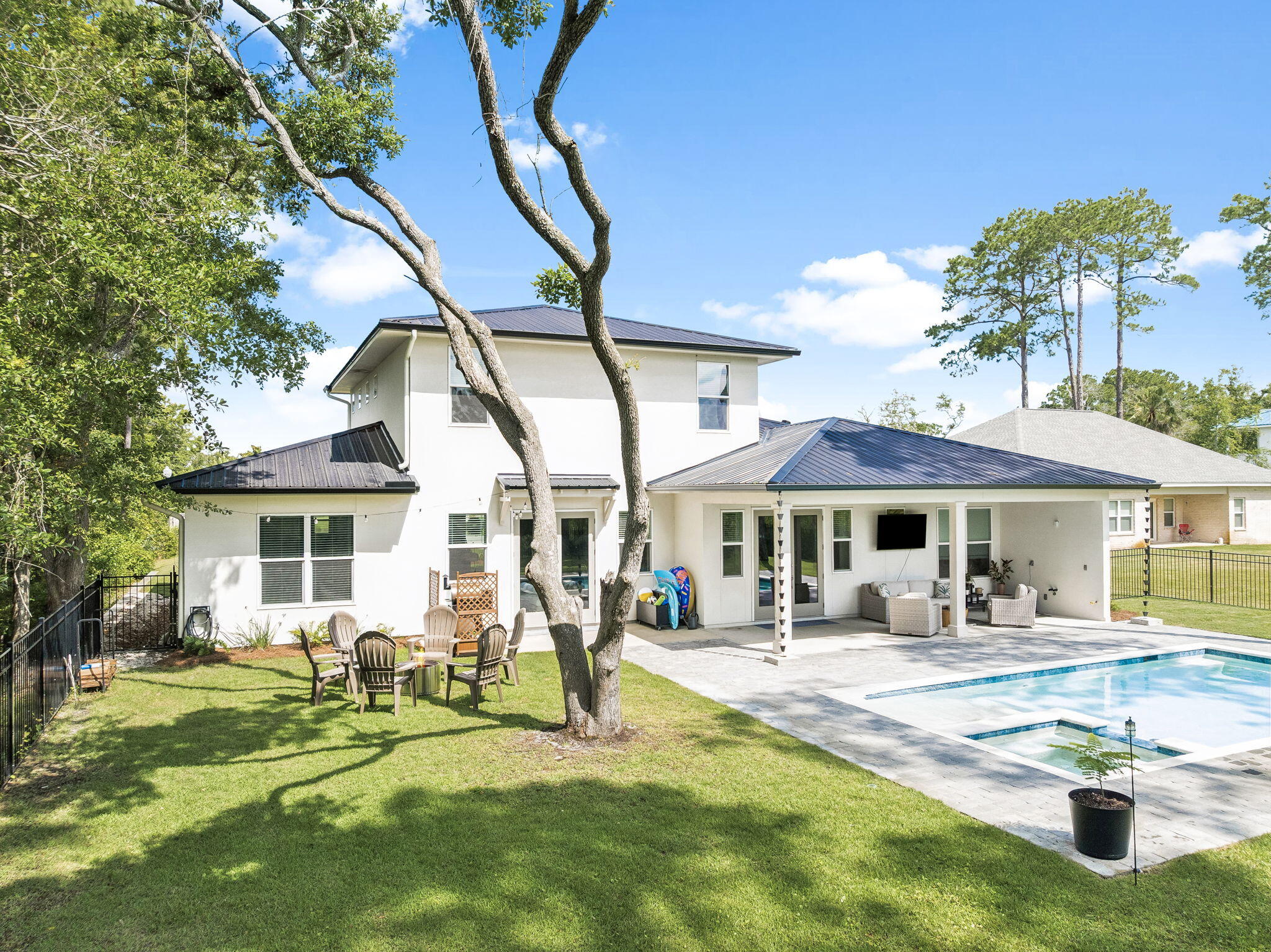 206 Driftwood Point Road