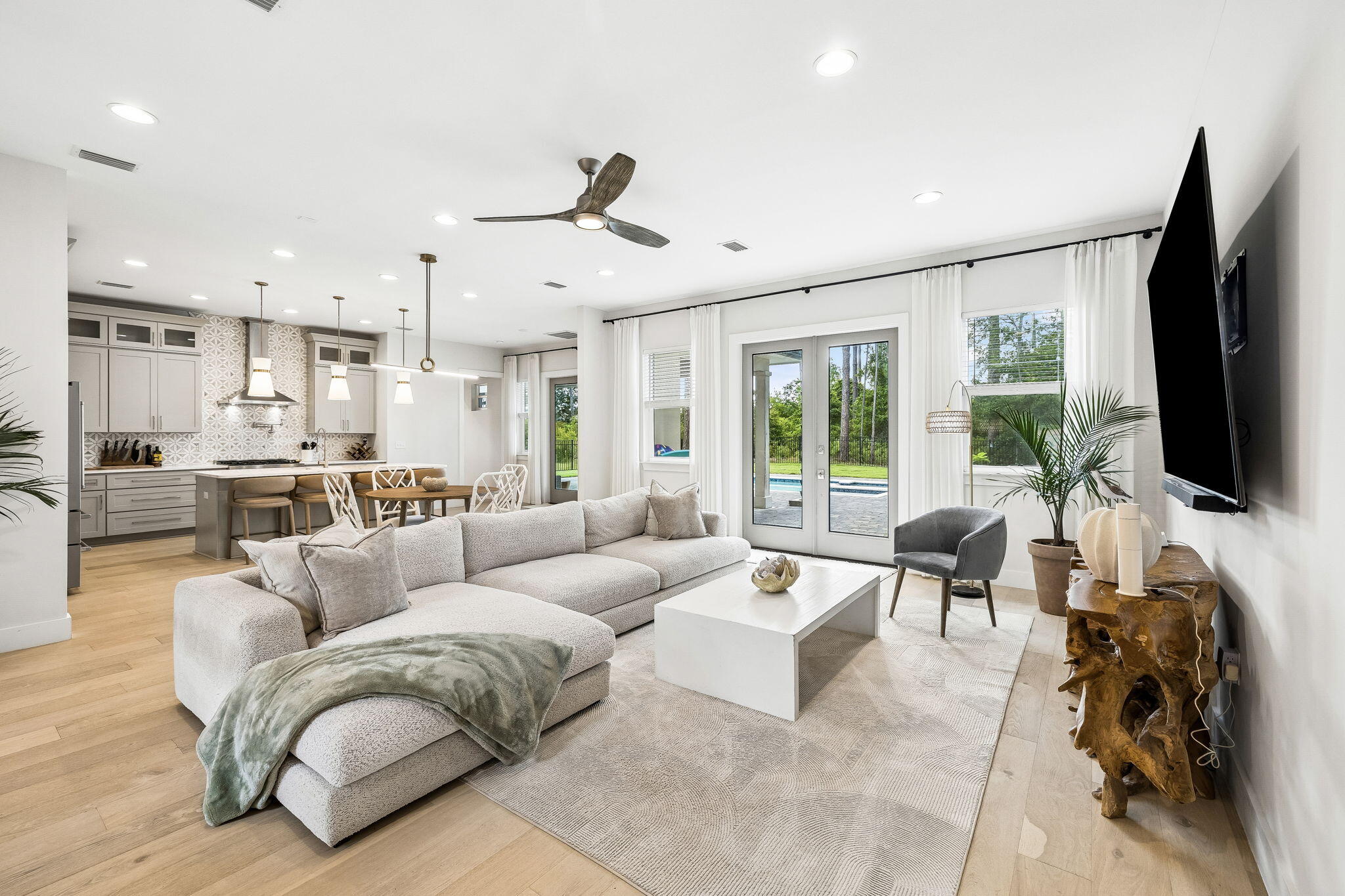206 Driftwood Point Road