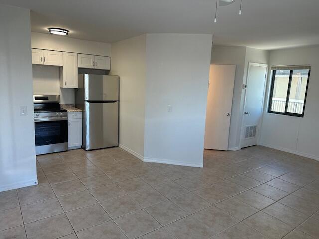 4114 Holiday Drive 7