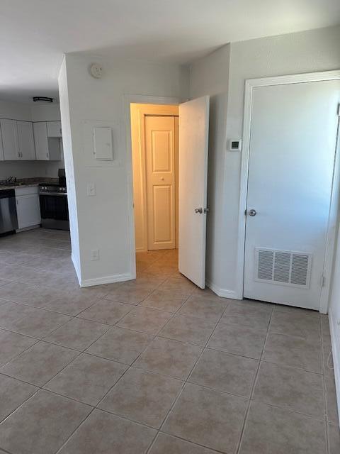 4114 Holiday Drive 7