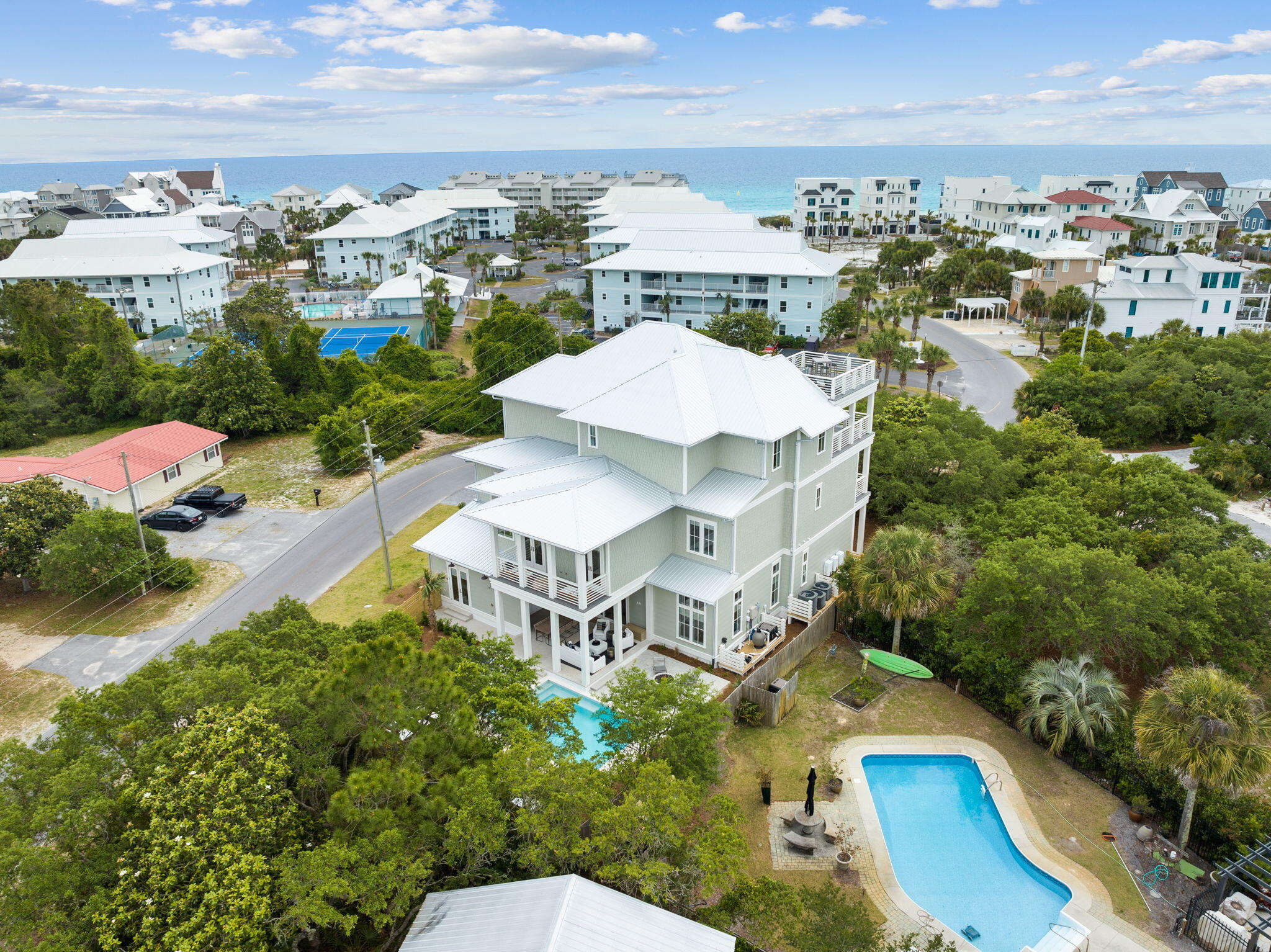 240 Lakeview Drive