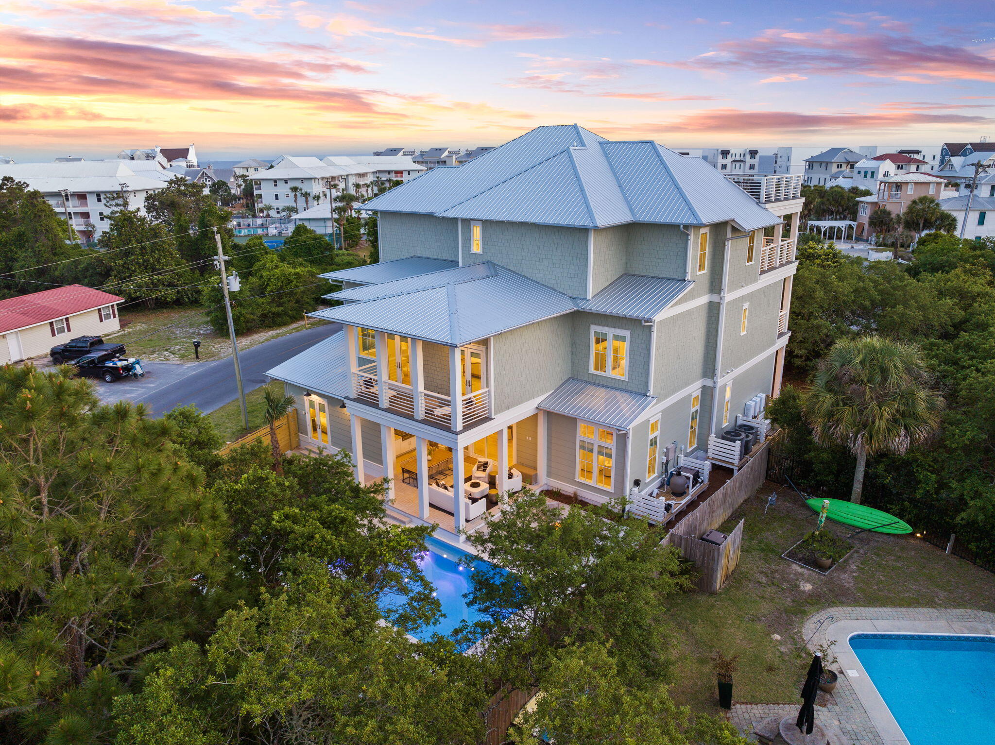 240 Lakeview Drive