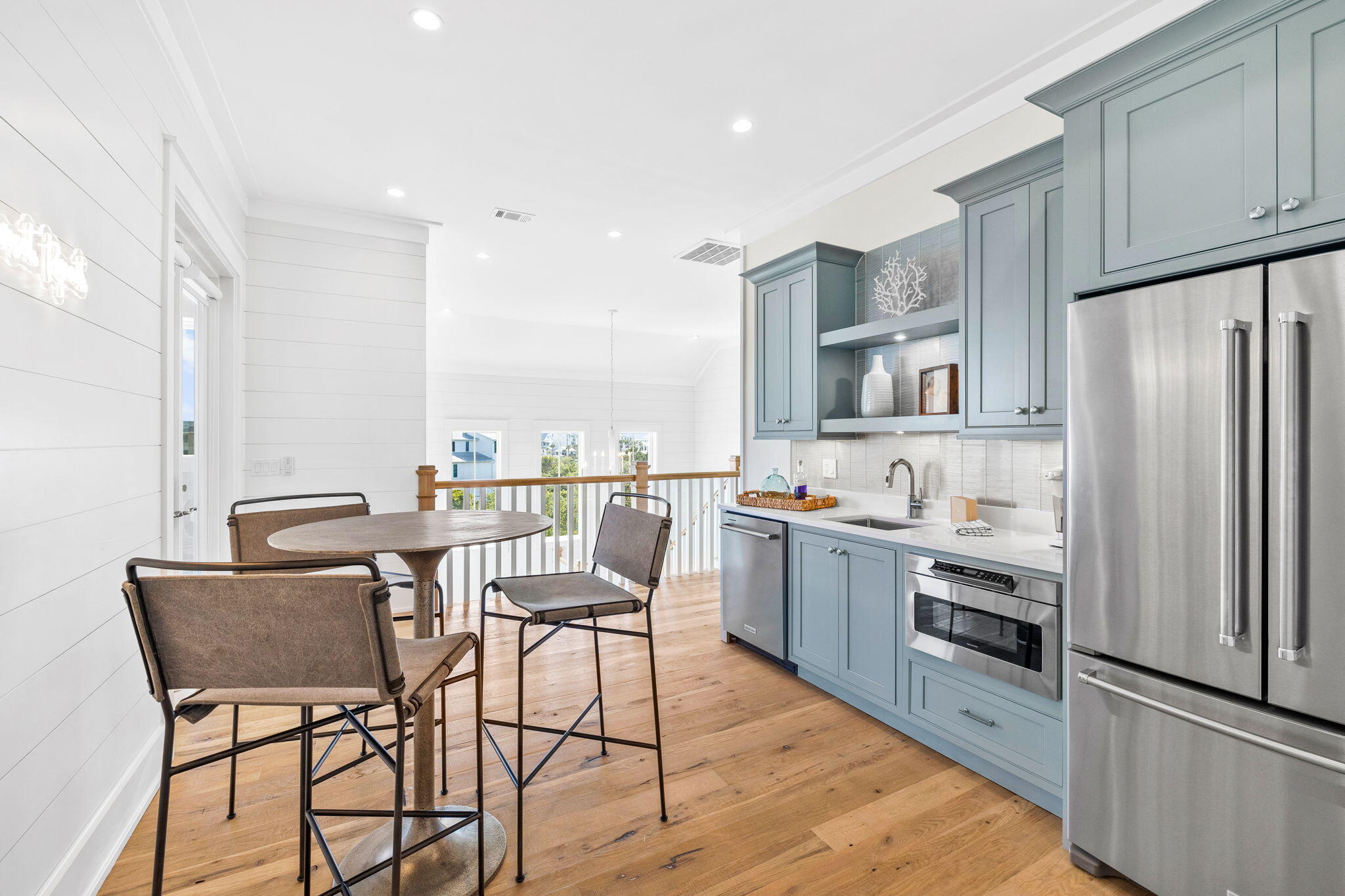 240 Lakeview Drive