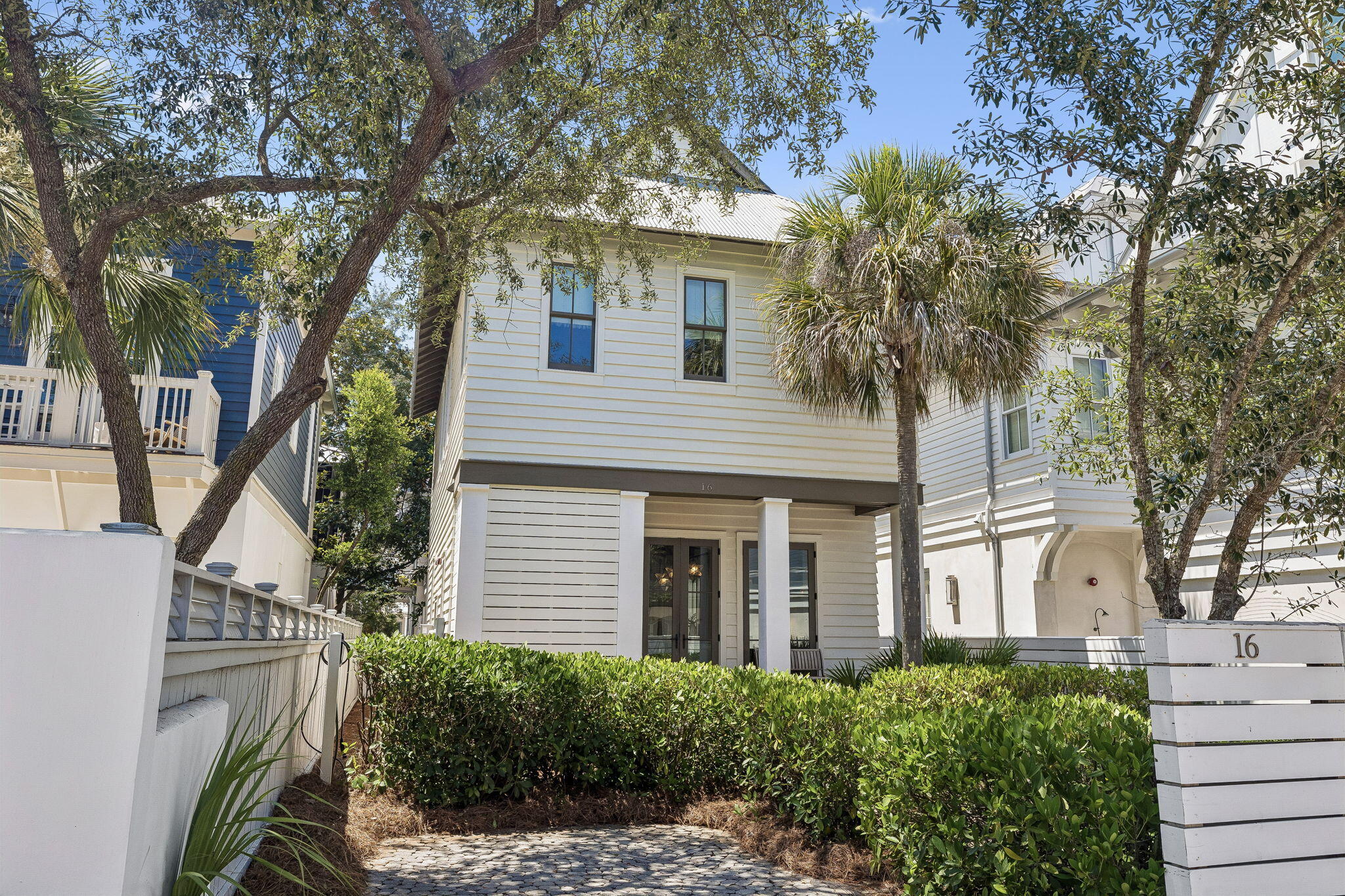 16 Trimingham Lane