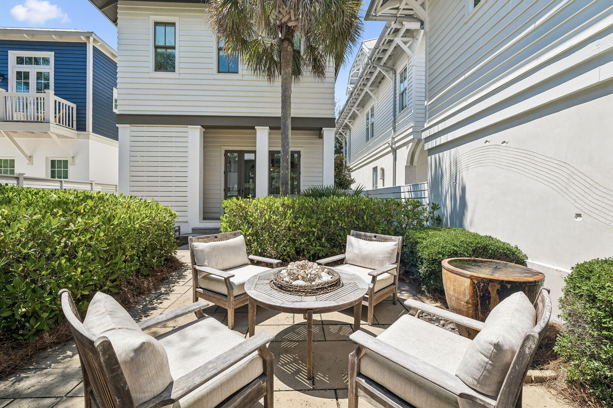 16 Trimingham Lane