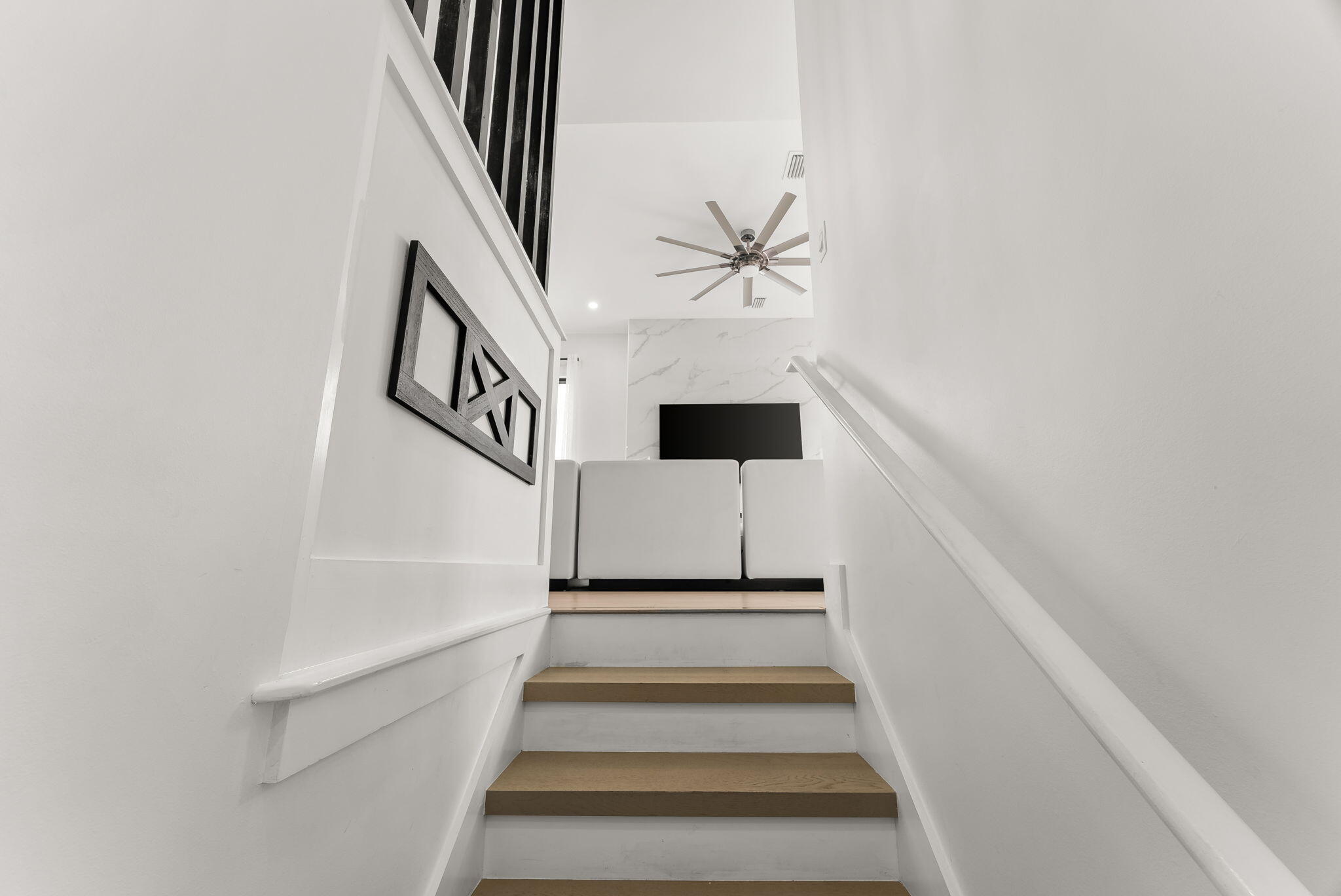 21 Tidewater Court