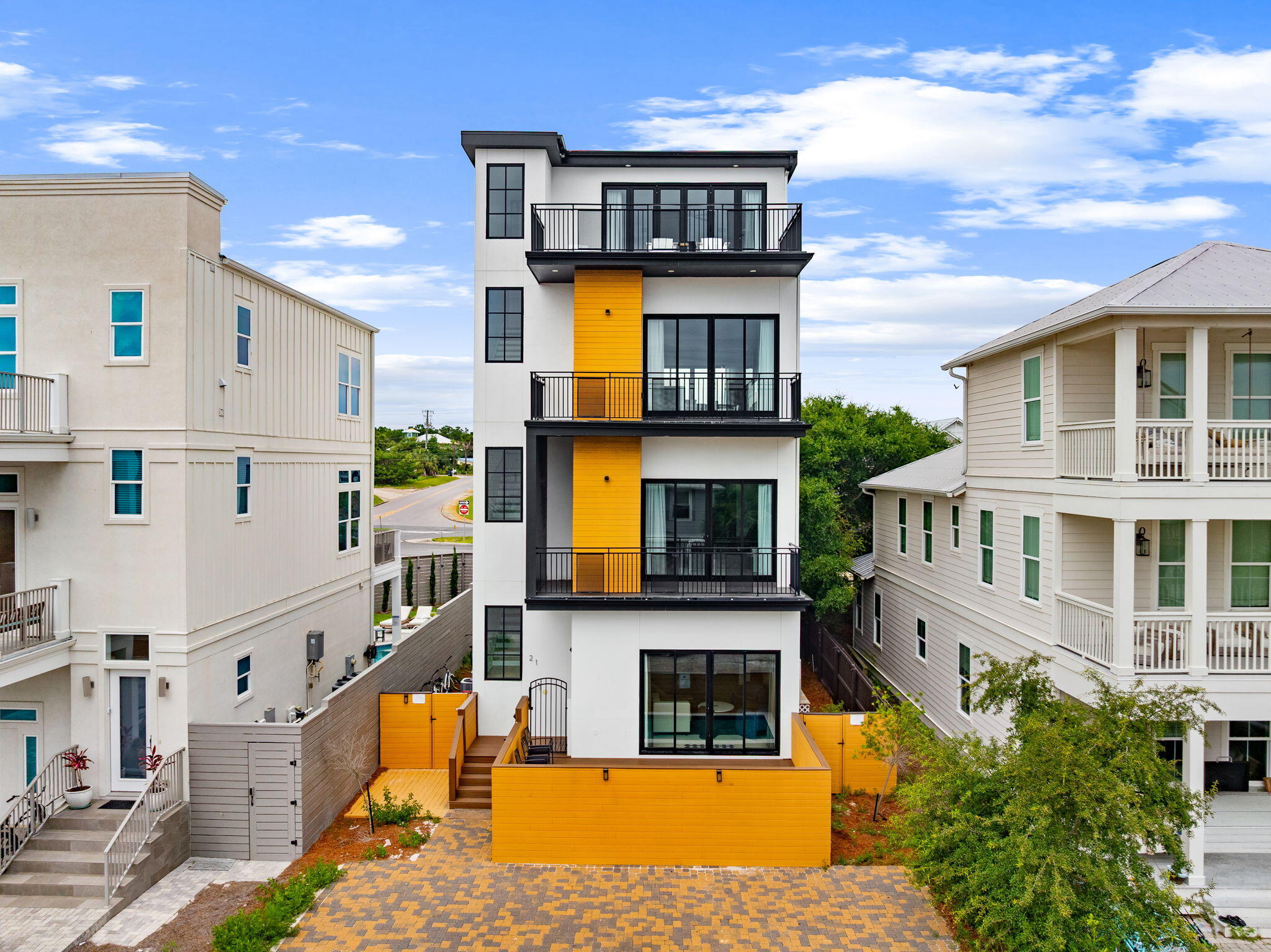 21 Tidewater Court