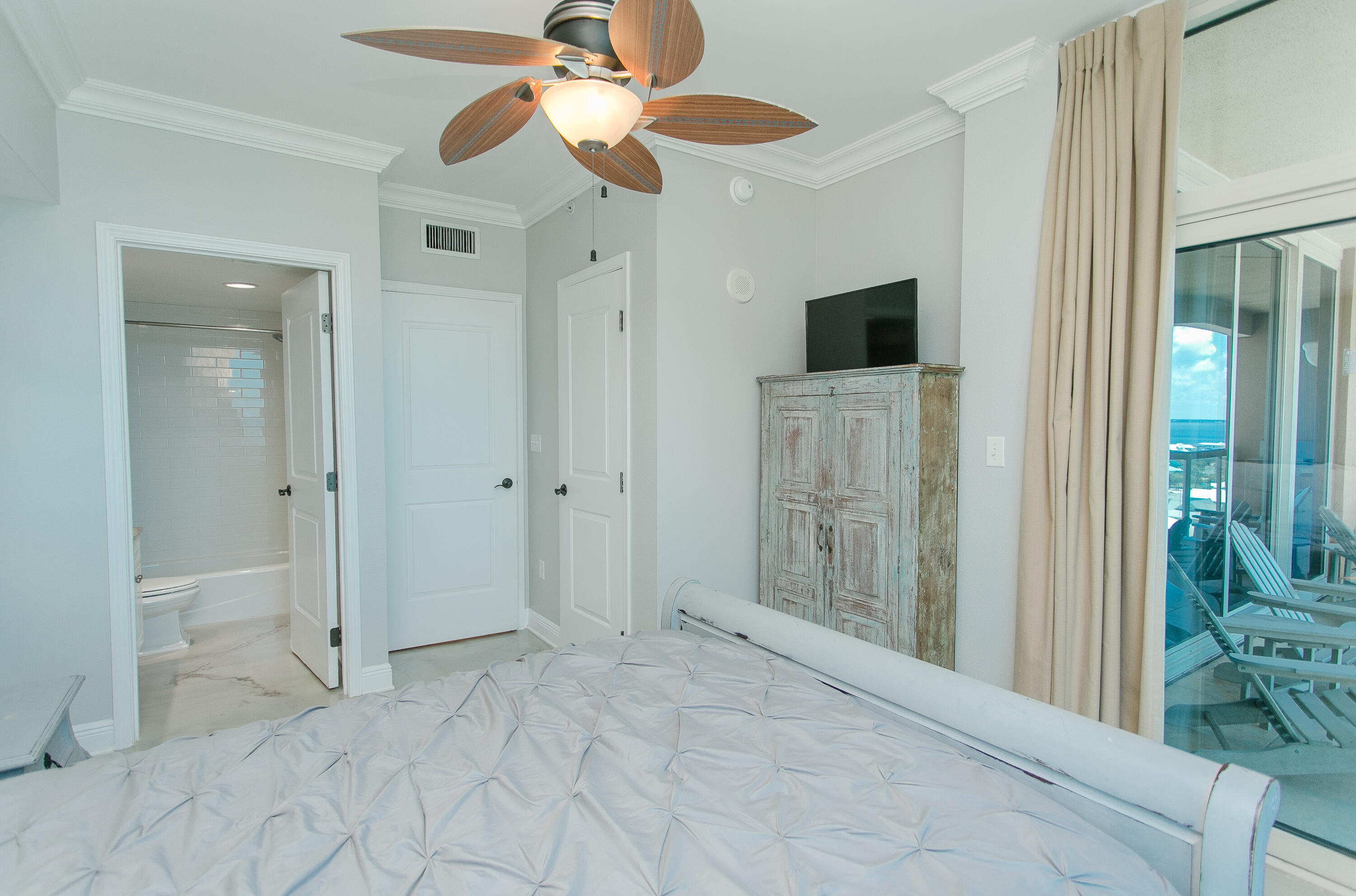 5 Portofino Drive 1106