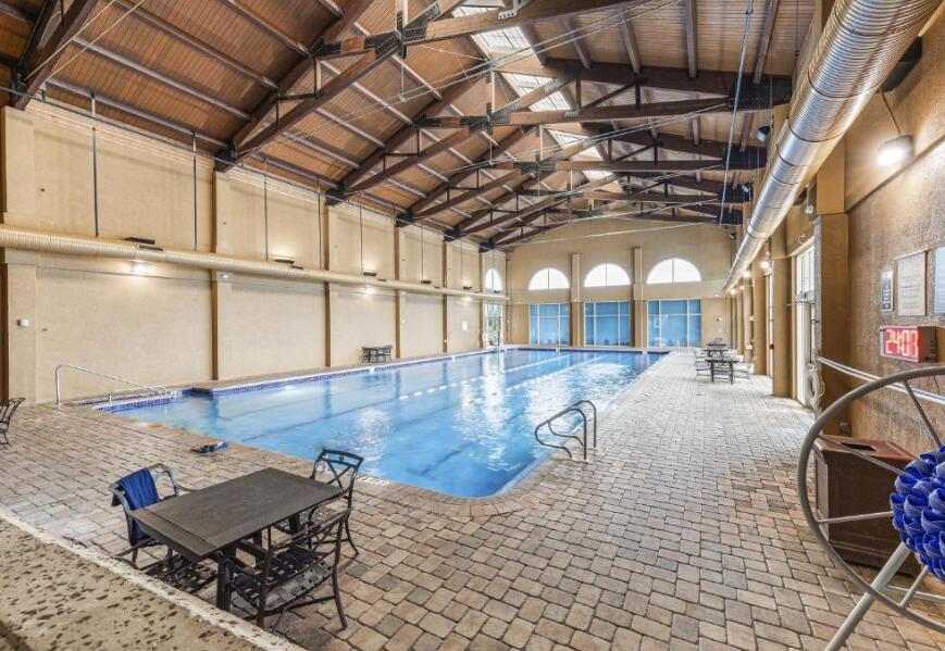 5 Portofino Drive 1106