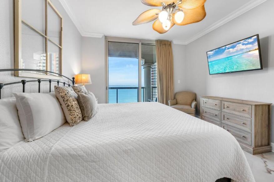 5 Portofino Drive 1106