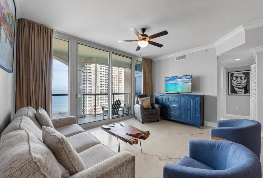 5 Portofino Drive 1106