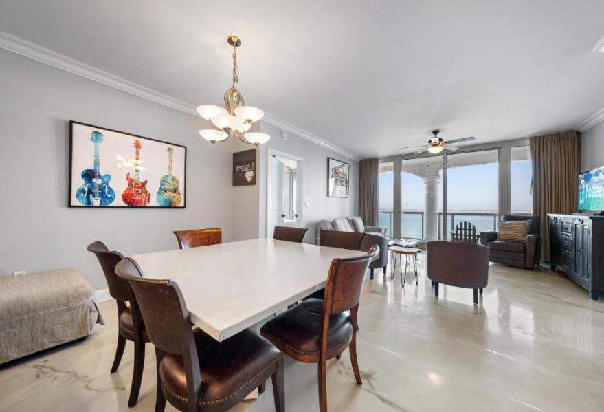 5 Portofino Drive 1106