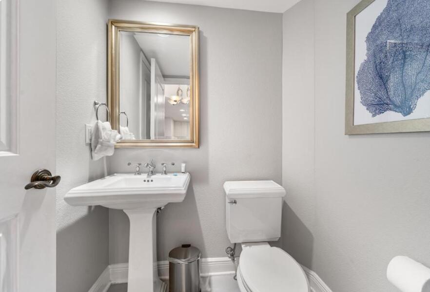 5 Portofino Drive 1106