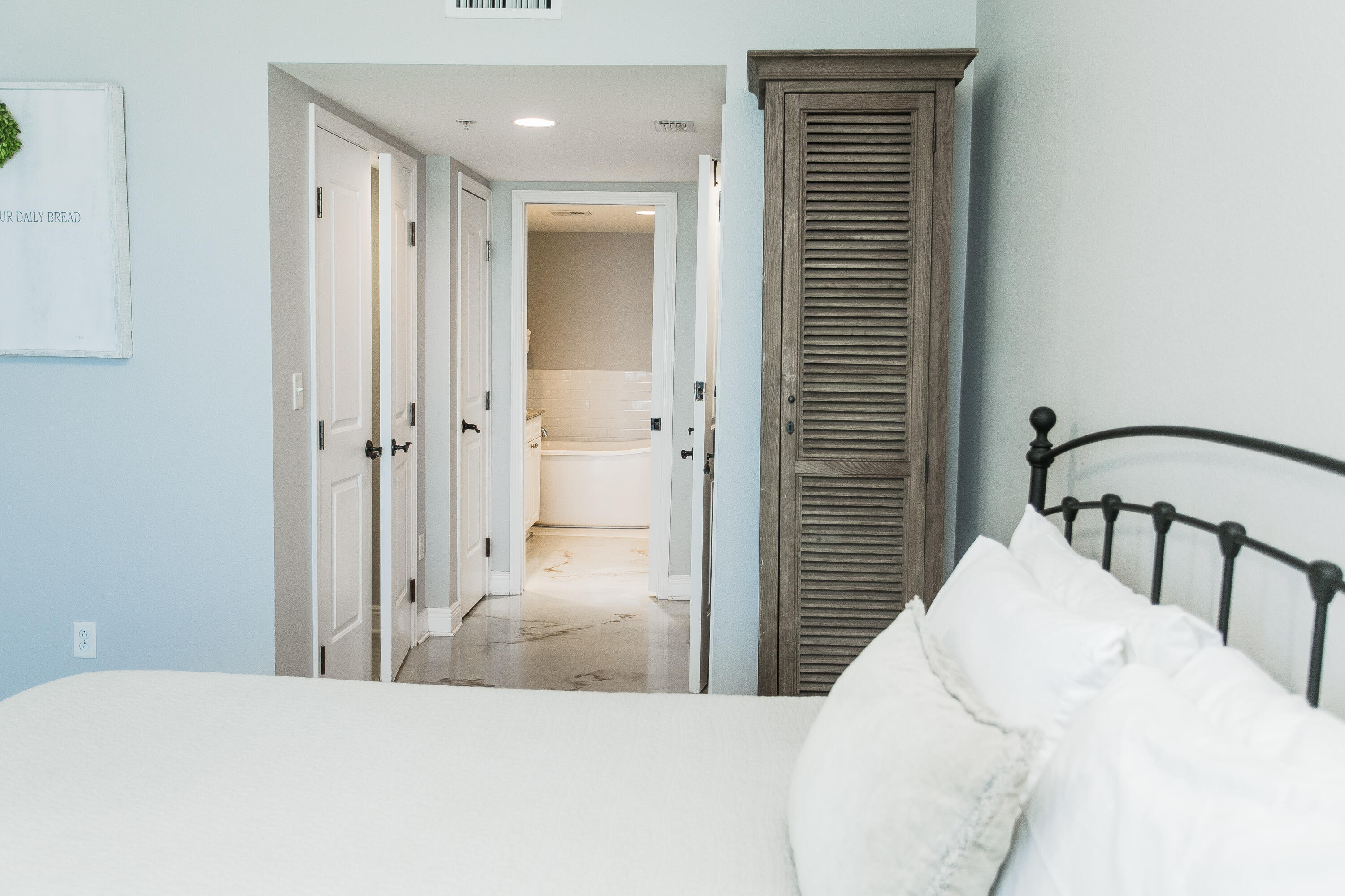 5 Portofino Drive 1106