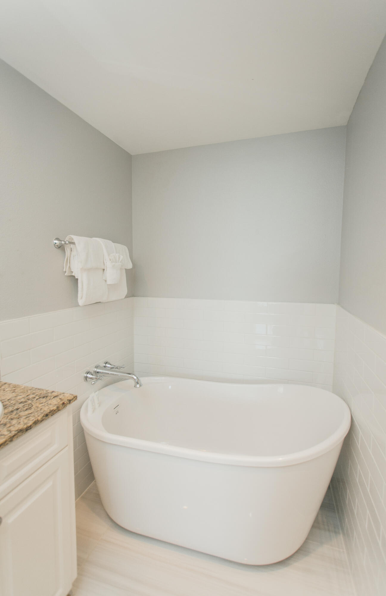 5 Portofino Drive 1106