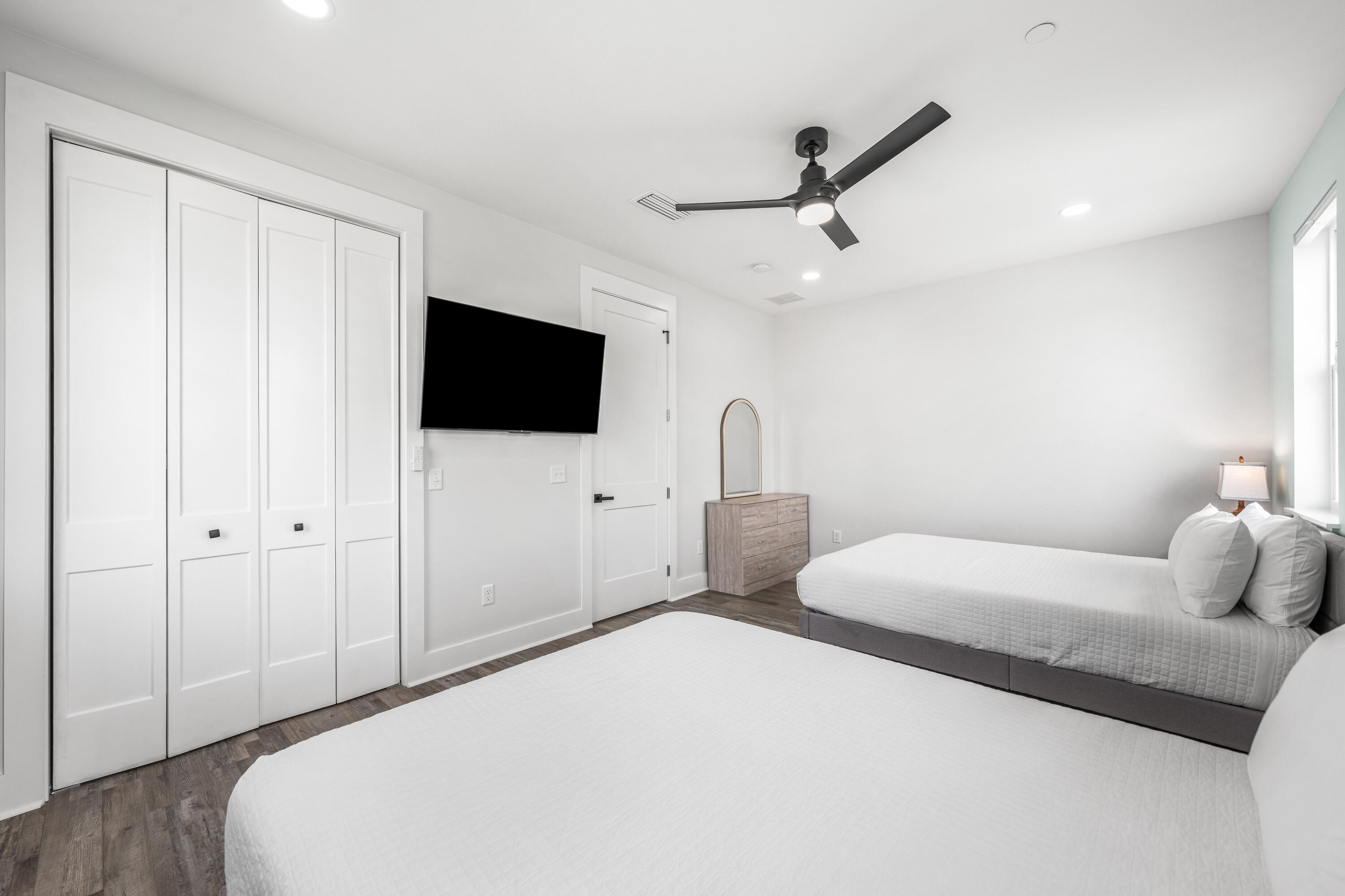 13308 Front Beach Road