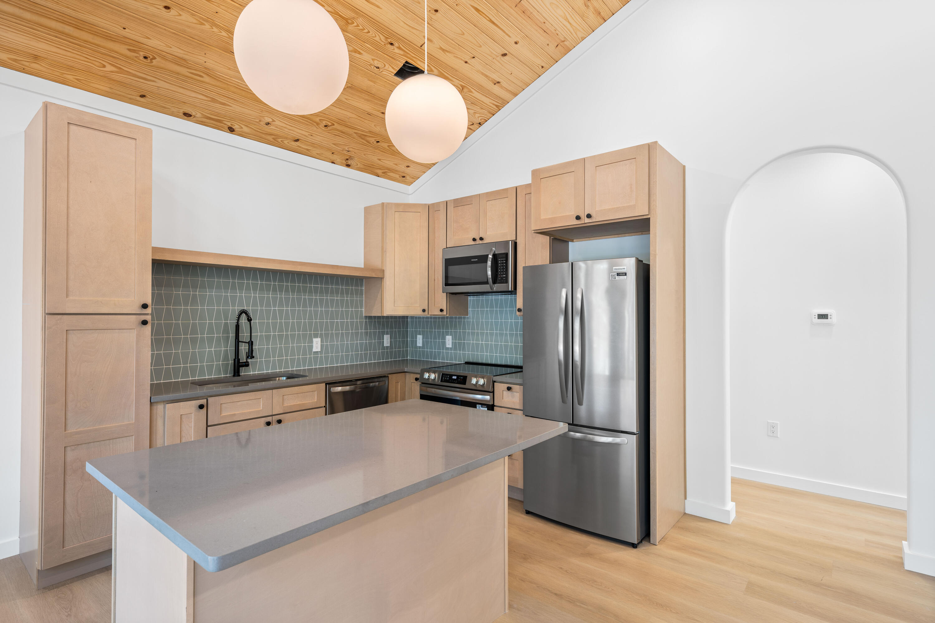47 Currumbin Aly
